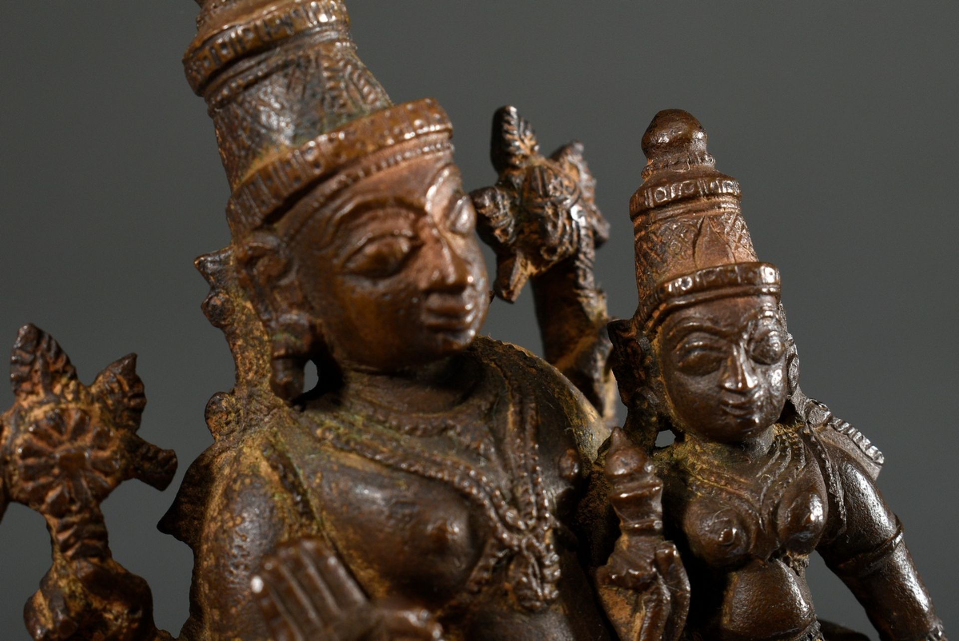 Bronze figure "Narayana and Sri Devi/Lakshmi" on a lotus blossom seat, Vishnu as Narayana with chak - Image 5 of 6