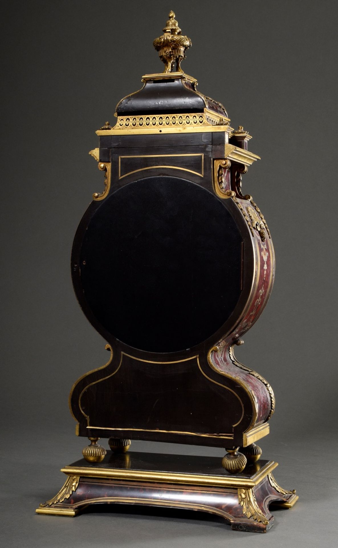 Boulle pendulum with finely worked case, quality bronze fittings and engraved dial with Roman ename - Image 3 of 11