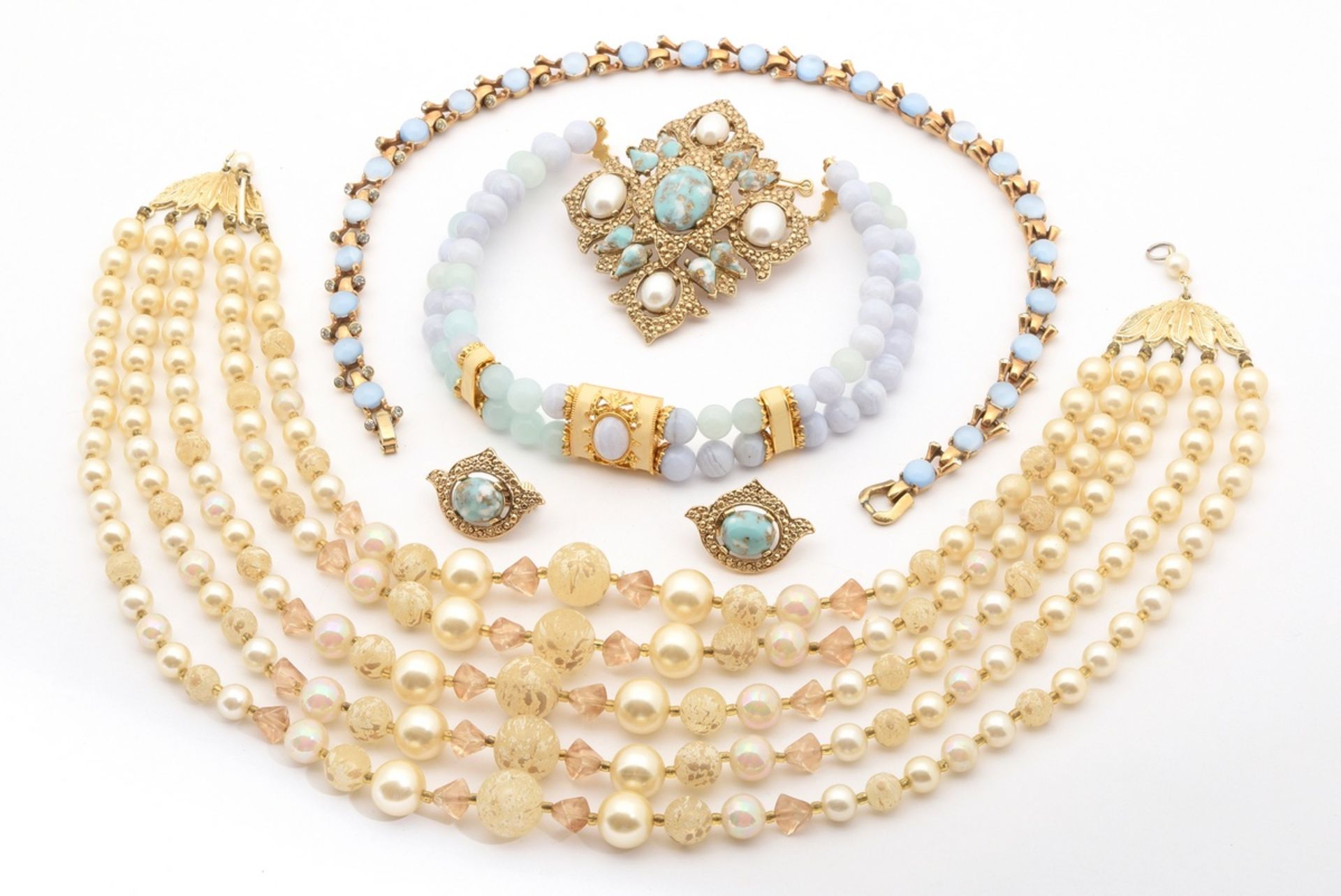 6 pieces of gold-plated light blue/beige fashion/costume jewellery made of glass and artificial pea - Image 2 of 12