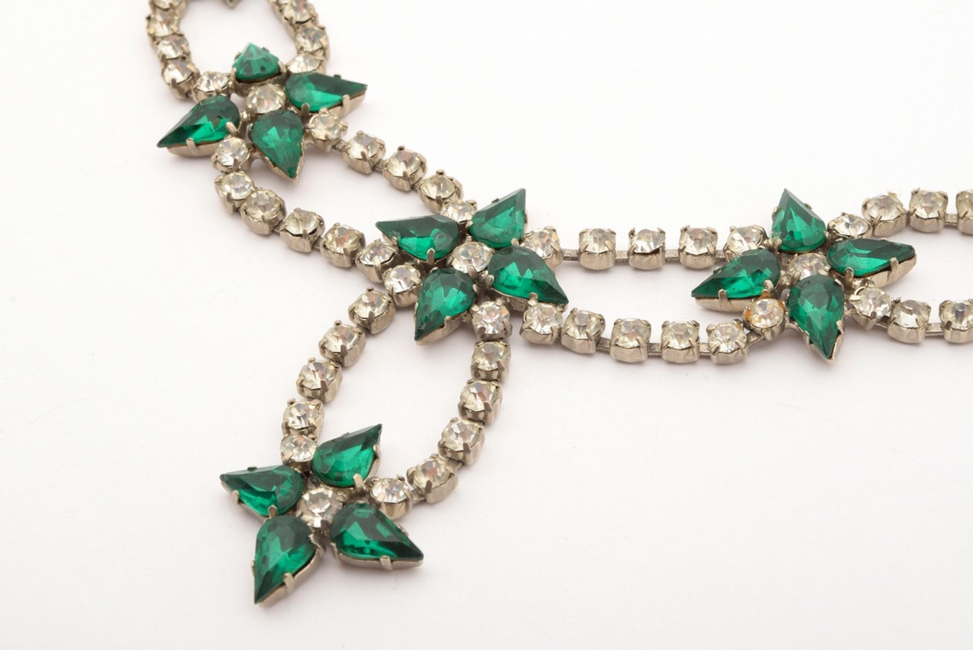 3 pieces vintage costume jewellery in white metal with green and white rhinestones: 1x star necklac - Image 4 of 9
