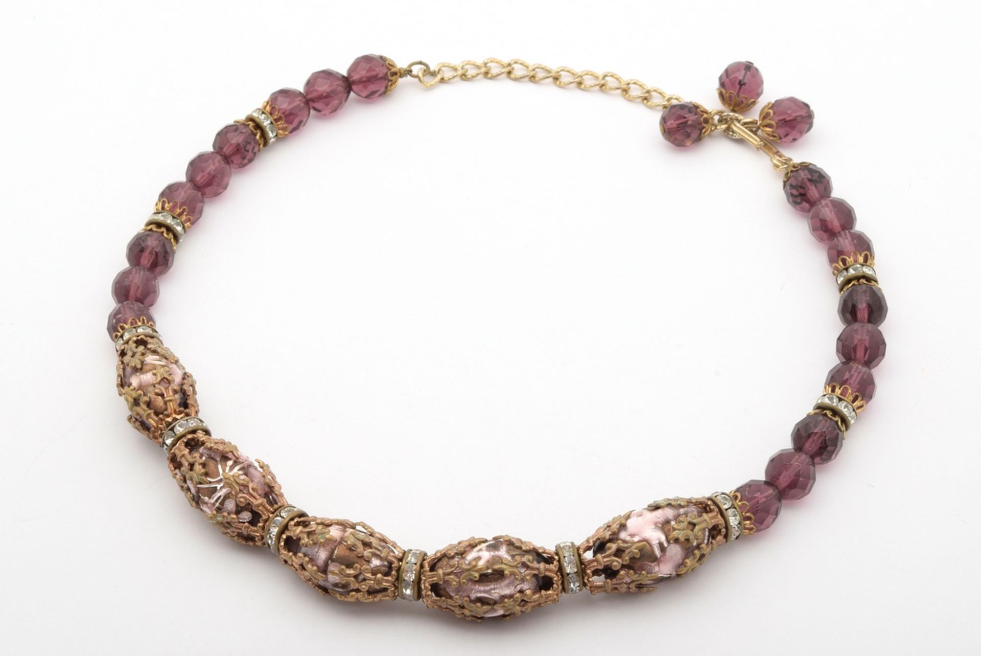 3 pieces of gold-plated vintage costume jewellery with violet glass and rhinestones, signed "Hobé": - Image 5 of 6