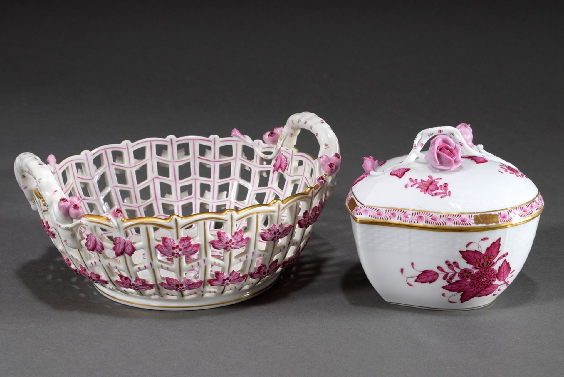 2 Various pieces Herend "Apponyi Purpur" basket (h. 11cm, Ø 18cm) and "Heart" lidded jar (12x12x11, - Image 2 of 13