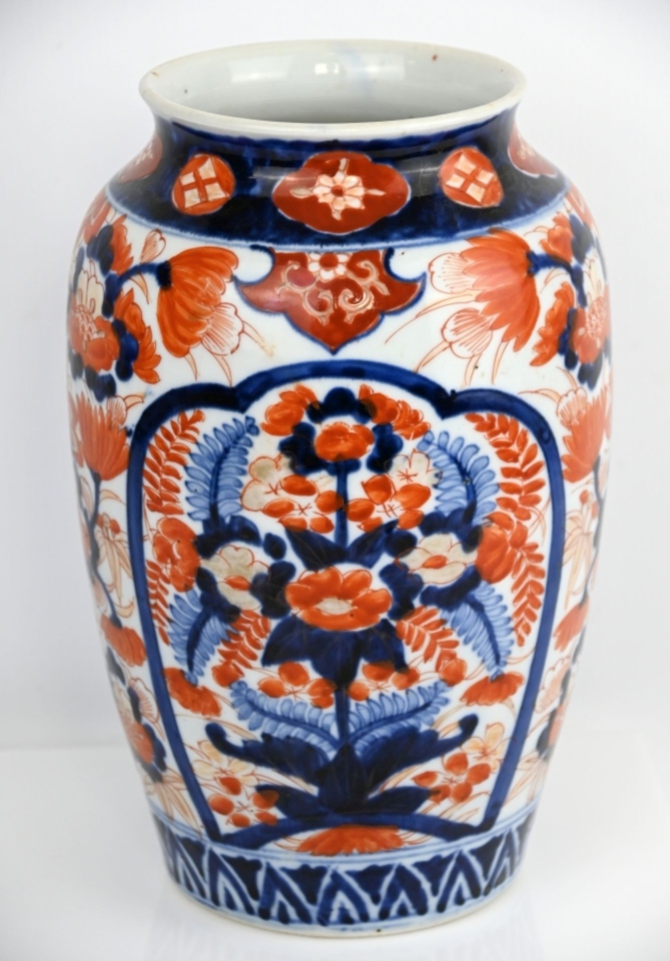 VASE IMARI