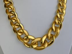 COLLIER aus großen Gliedern