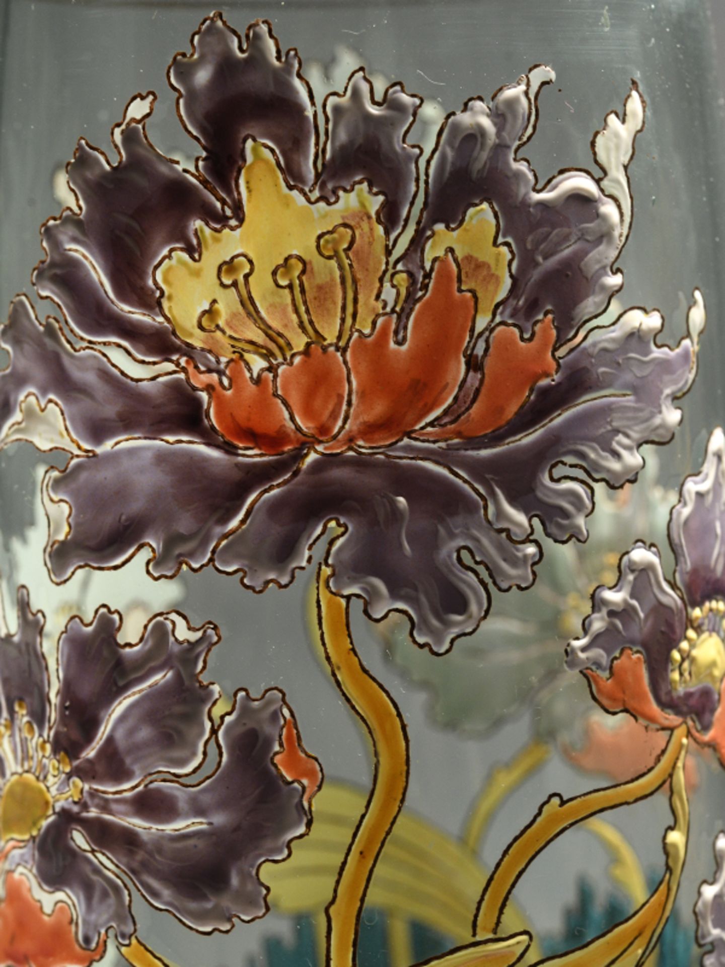 Paar Art-Nouveau-Vasen mit Emailledekor, wohl Frankreich (Legras?), um 1900. Leicht blaugrün - Image 9 of 10