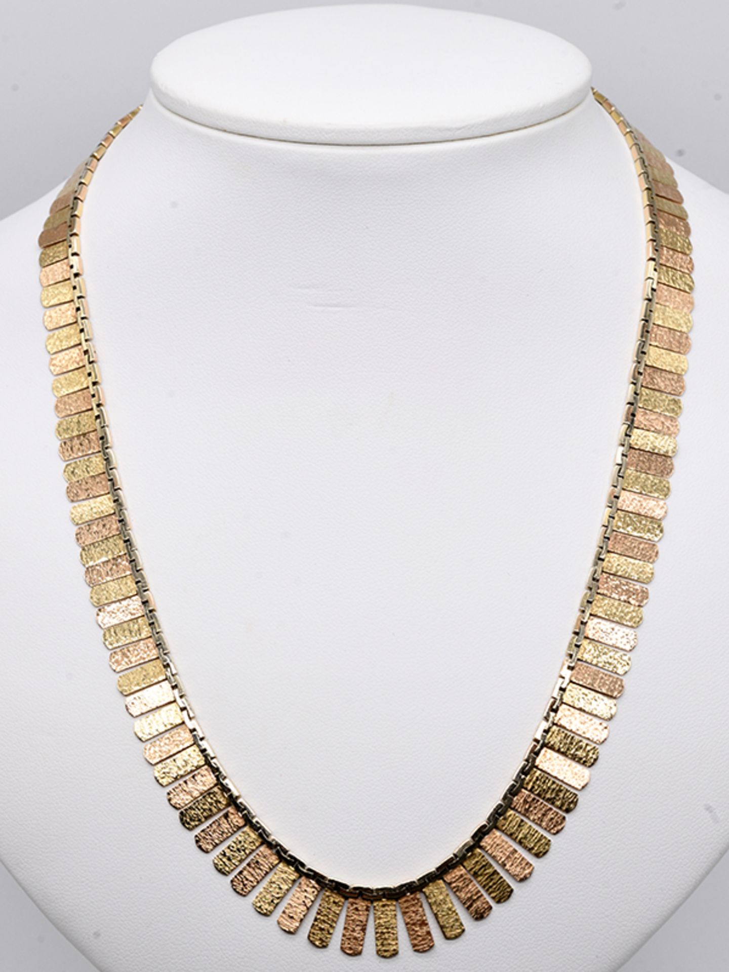 Goldenes Collier in Bi-colour, 60- er Jahre. 585/- Gelb- und Rotgold. Gesamtgewicht ca. 32,3 g. - Bild 2 aus 3