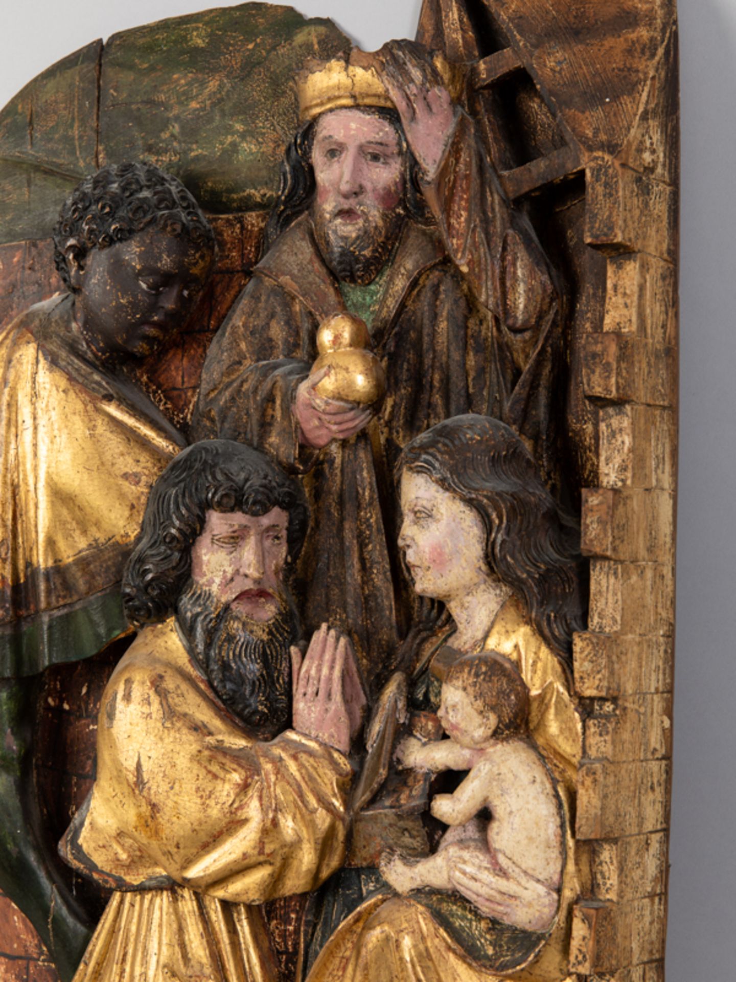 Spätgotisches Figurenrelief "Anbetung des Christuskindes durch die Könige", Tirol oder süddeutsch, - Image 6 of 9