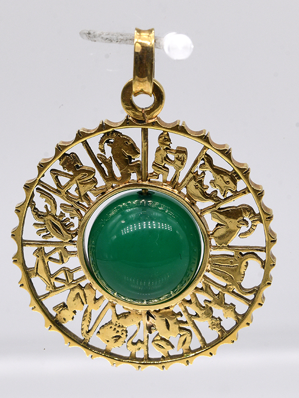 Anhänger mit grüner Achatkugel, 80-er Jahre. 585/- Gelbgold. Gesamtgewicht ca. 12,1 g. Breiter - Image 2 of 2