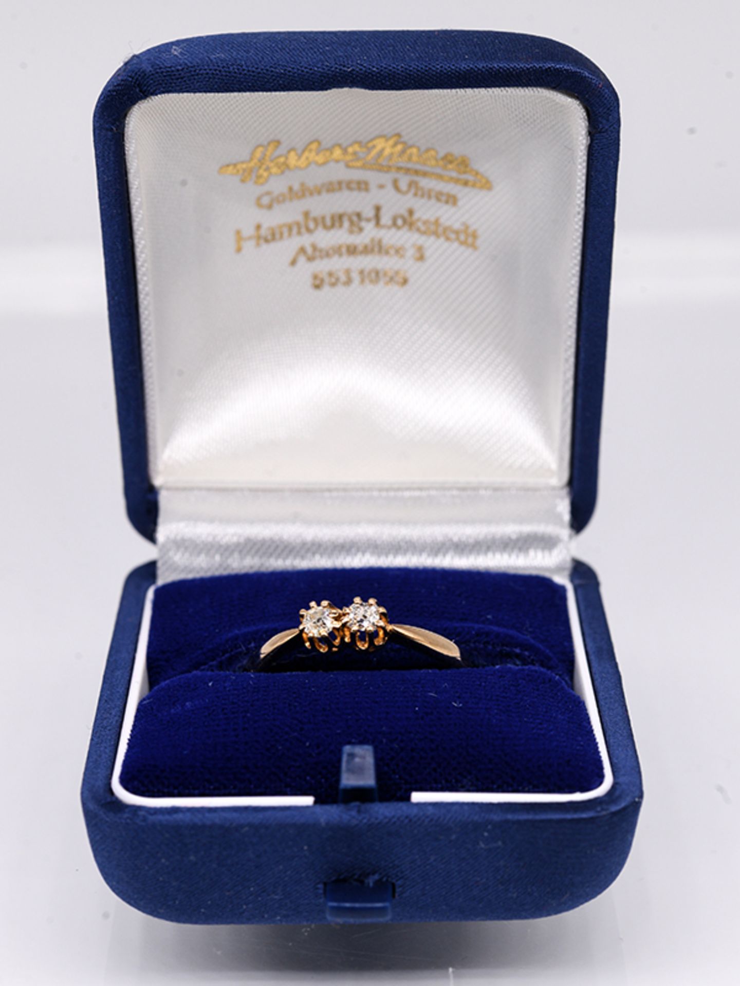 Ring mit 2 kleinen Altschliff-Diamanten, zus. ca. 0,16 ct, um 1900. 585/- Roségold. Gesamtgeicht ca. - Bild 3 aus 6