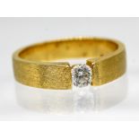 Ring mit Brillant ca. 0,3 ct, 21. Jh.