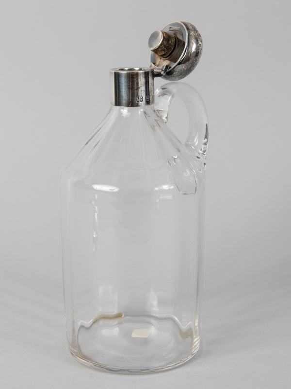 Henkelflasche mit Silberstopfen u. 4 Karaffen-Schilder, Birmingham u. Sheffield, 1891/92 u. 1993. - Image 6 of 6