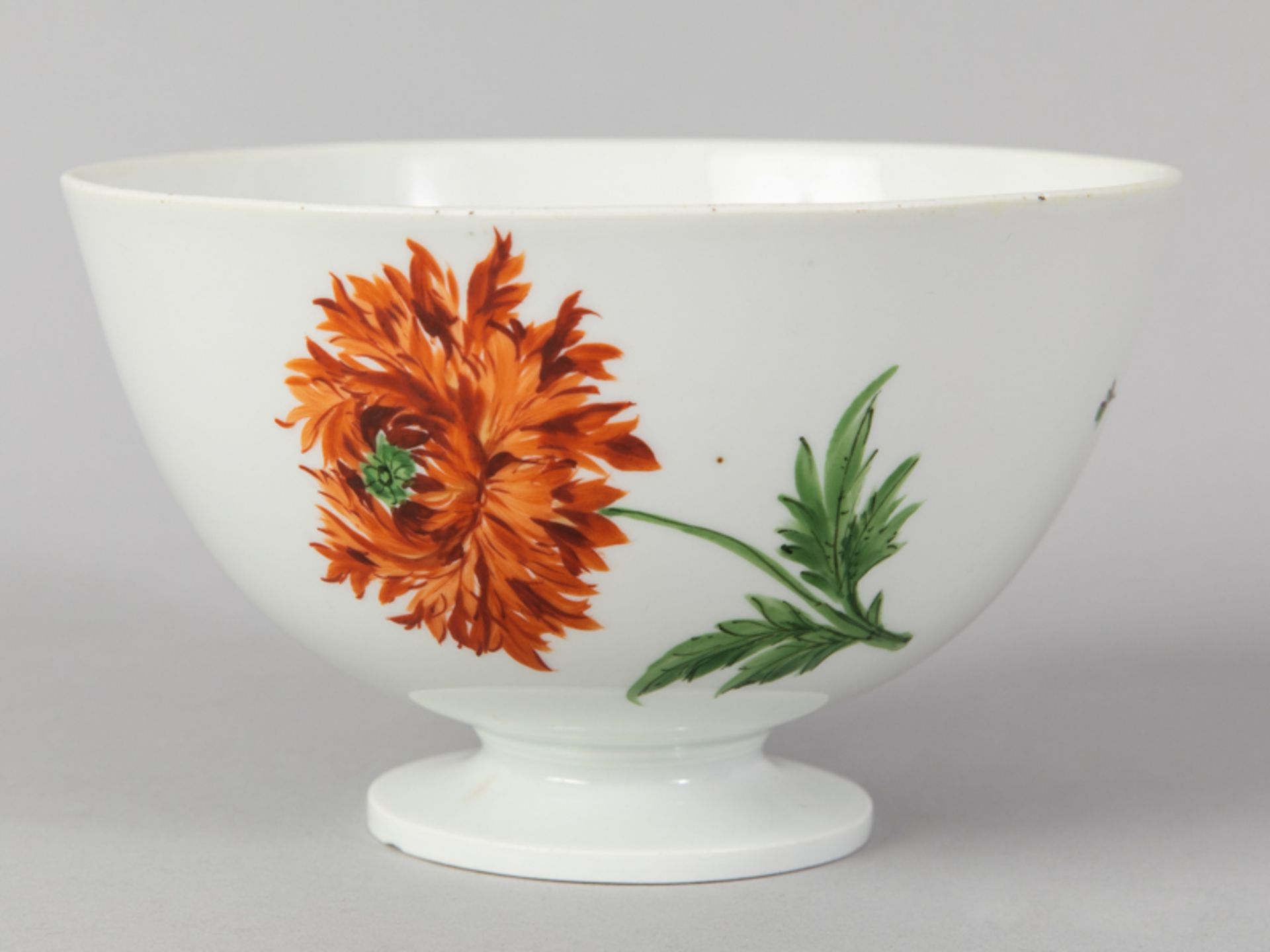 Biedermeier-Schale mit Rosen- und Nelkenmalerei, Meissen, um 1810/15.