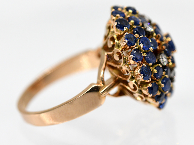 Ring mit kleinen Saphiren und 6 kleinen Achtkant-Diamanten, indische Goldschmiedearbeit, 20. Jh. - Image 3 of 4