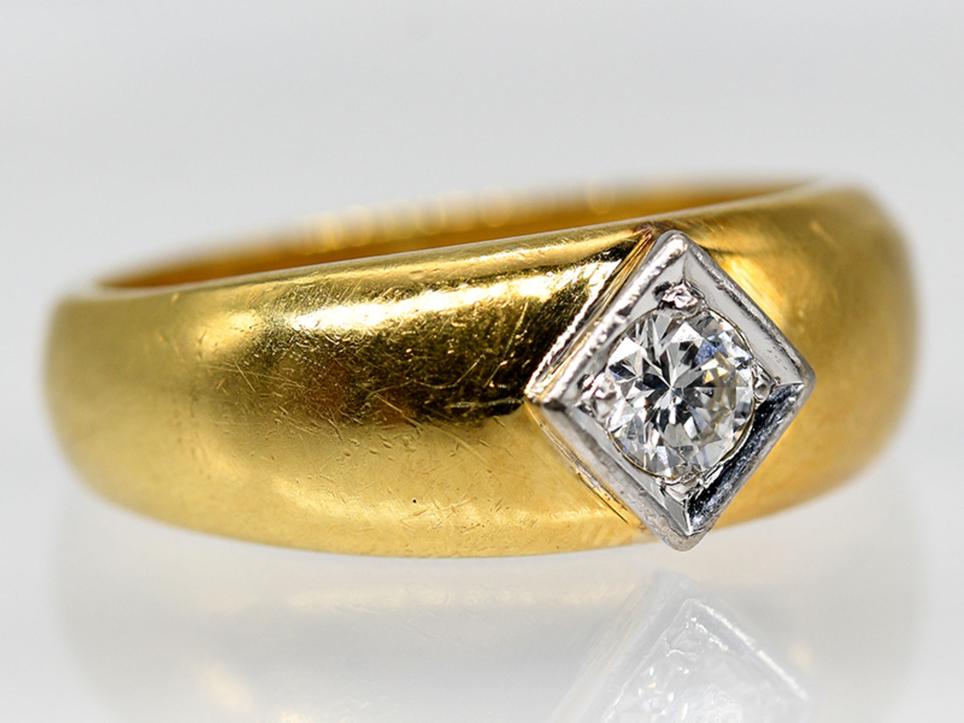 Bandring mit Brillant ca. 0,30 ct, Goldschmiedearbeit, 80- er Jahre. - Image 2 of 4