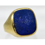 Herrensiegelring mit Lapislazuli, 70- er Jahre.