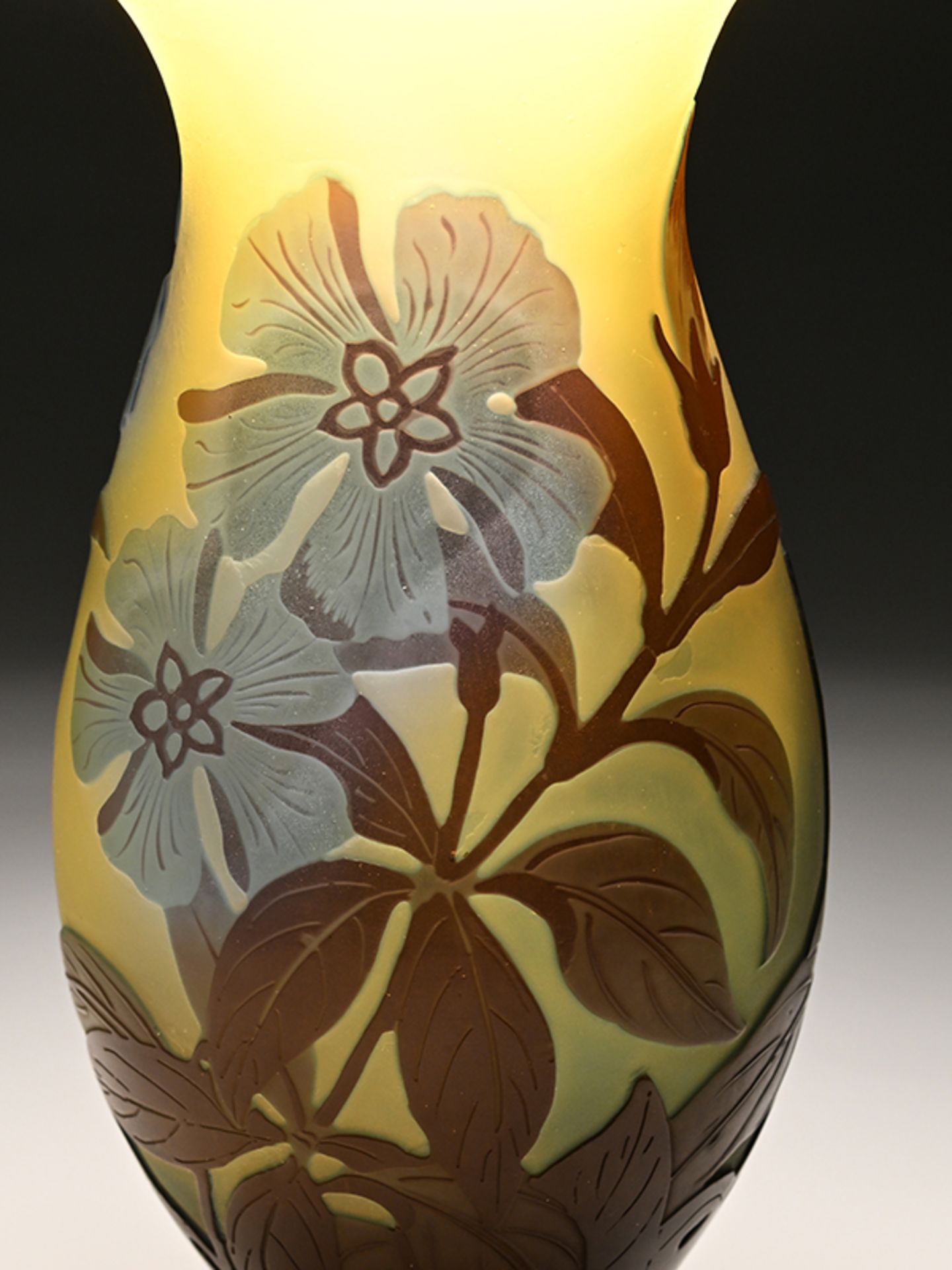 Kleine Art-nouveau-Vase "Pervenches", Emile Gallé-Werkstatt, Nancy, 1906 - 1914. - Image 2 of 8