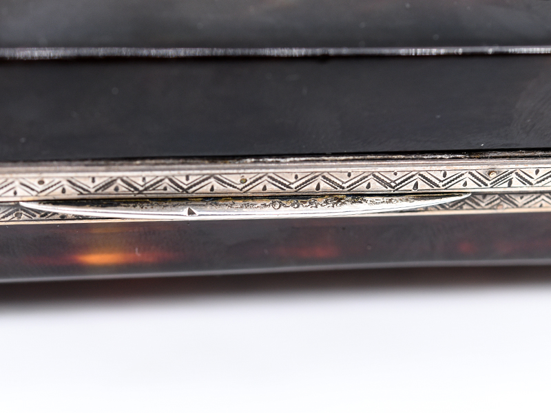 Tischbox mit Silber- und Markasiten-Besatz, wohl Frankreich oder England, 19. Jh. (Marriage). - Image 11 of 11