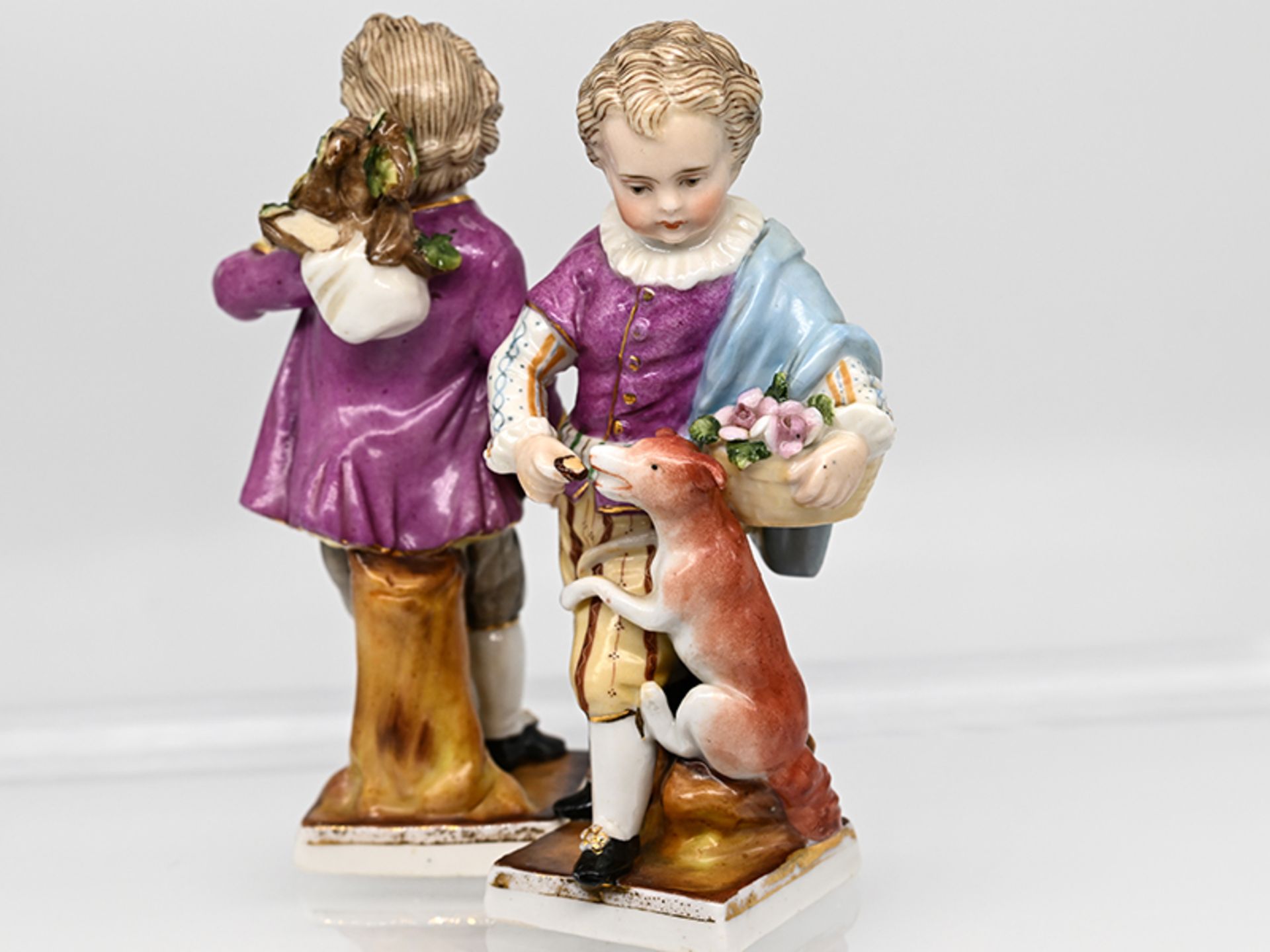 Paar Porzellanfiguren "Gärtnerkinder", Sitzendorf, 2. Hälfte 19. Jh. - Image 5 of 7