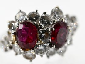 Ring "Toi et Moi" mit hochfeinen Rubinen, zus. ca. 1,10 ct und Brillanten, zus. ca. 1,23 ct, Juwelie