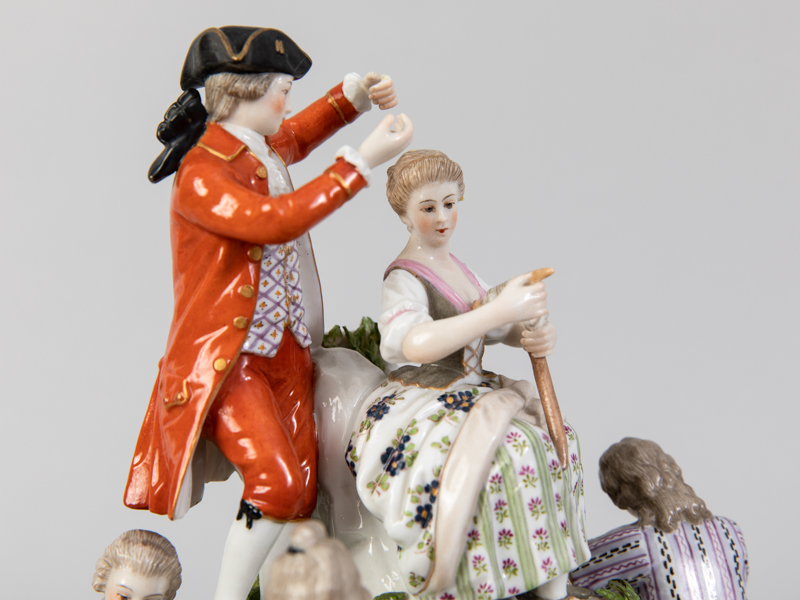 Porzellanfigurengruppe "Allegorie der Liebe", Meissener Modell nach M.V. Acier, Frankenthaler Marke, - Image 5 of 12
