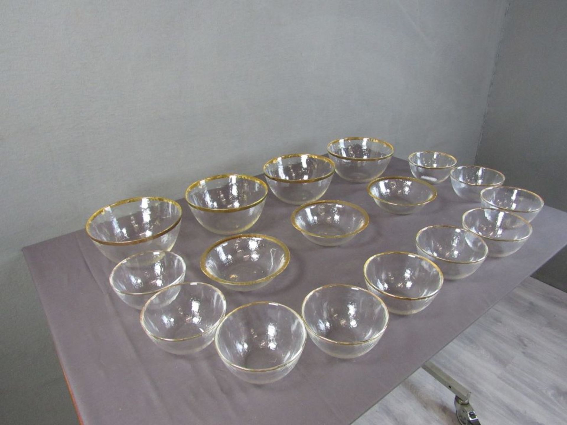 Glasschalen schwer mit Goldrand - Image 8 of 8