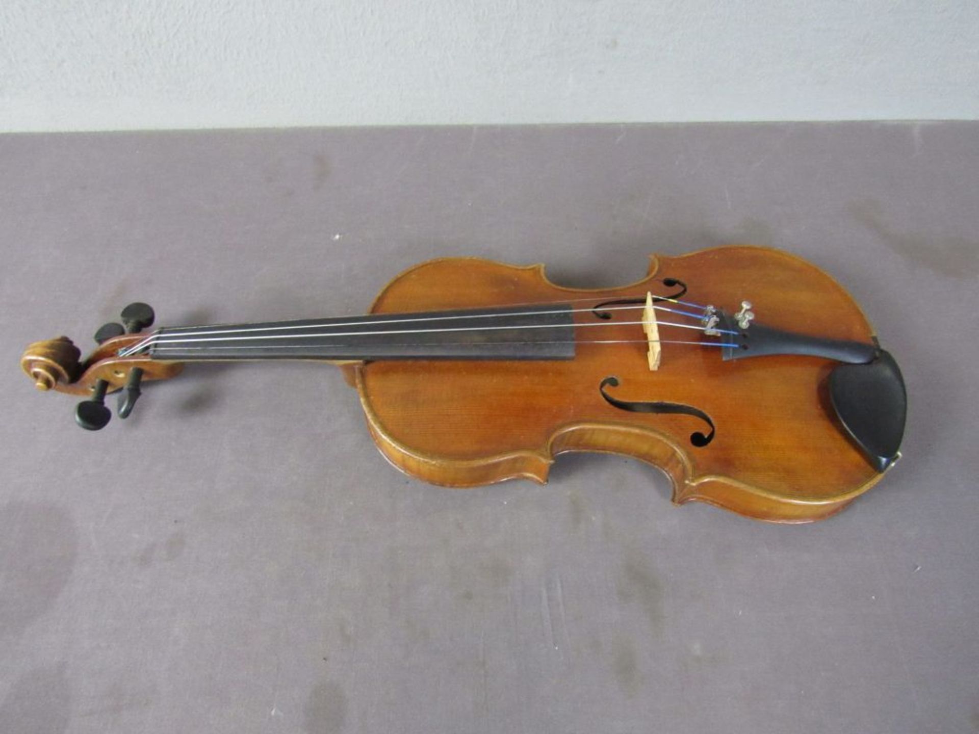 Geige mit Bogen im - Image 3 of 10