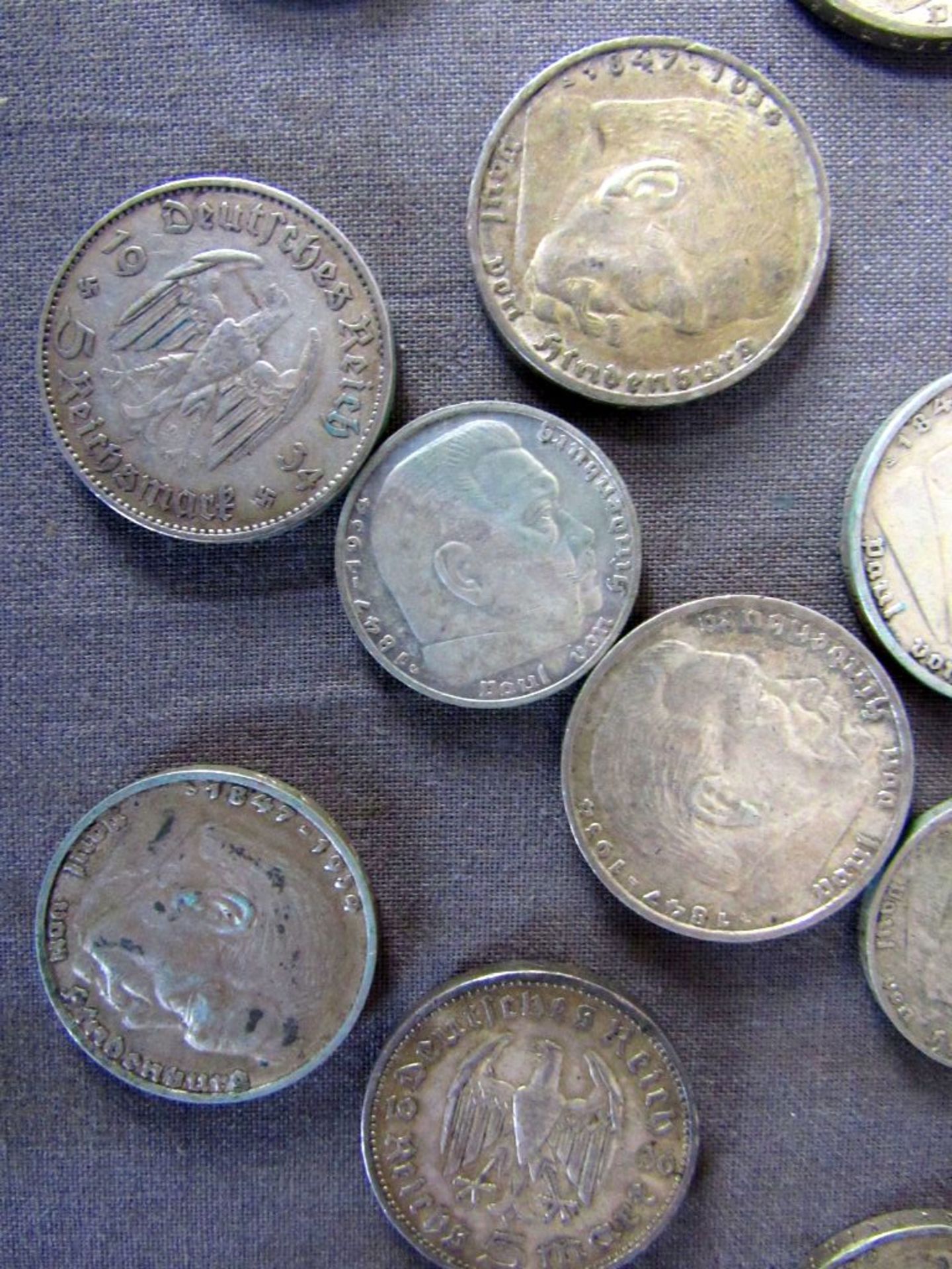 Münzen 3.Reich 5 und 2 Mark Stücke - Image 3 of 8