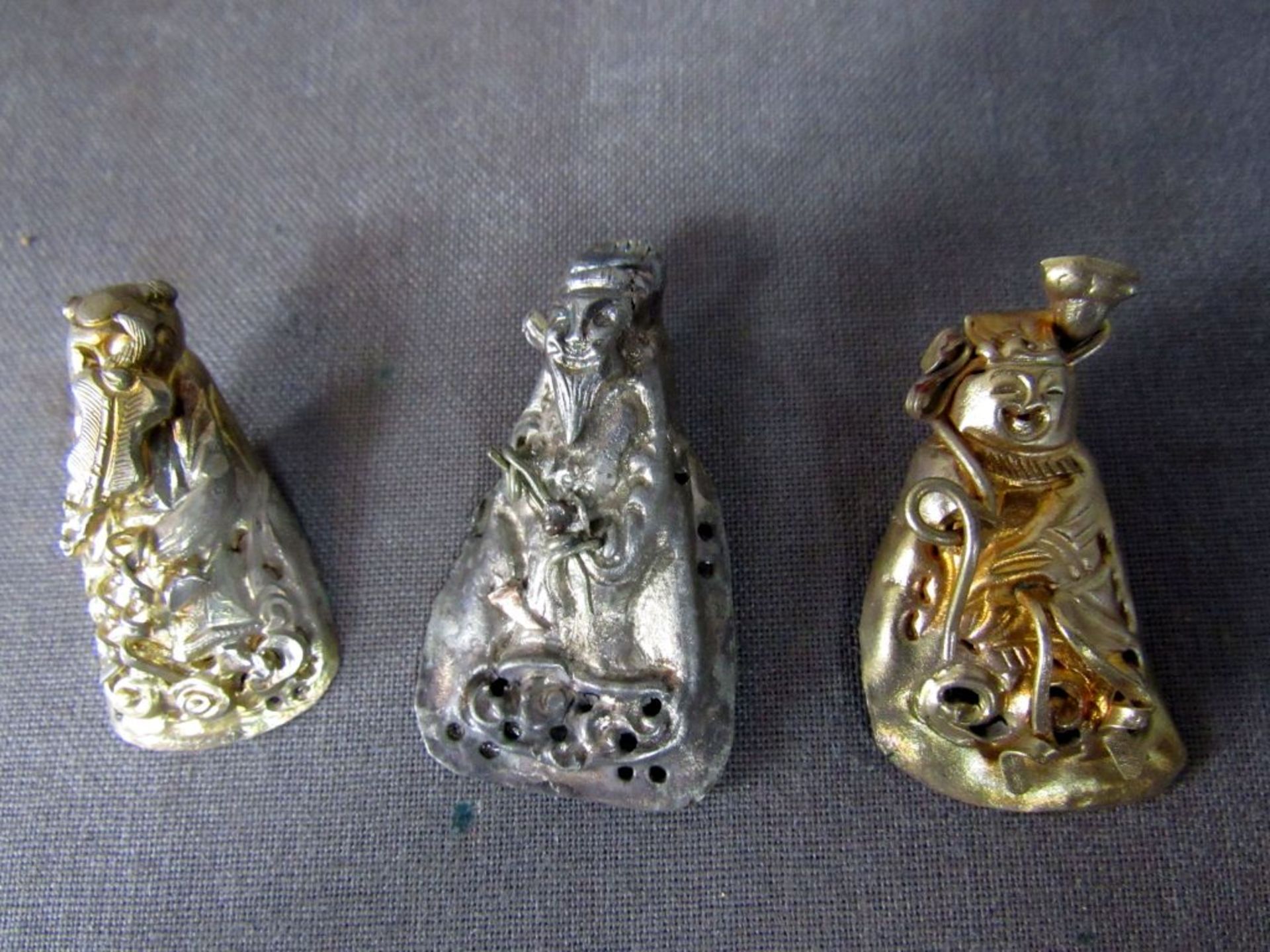 Drei antike Amulette China Silber - Image 2 of 6