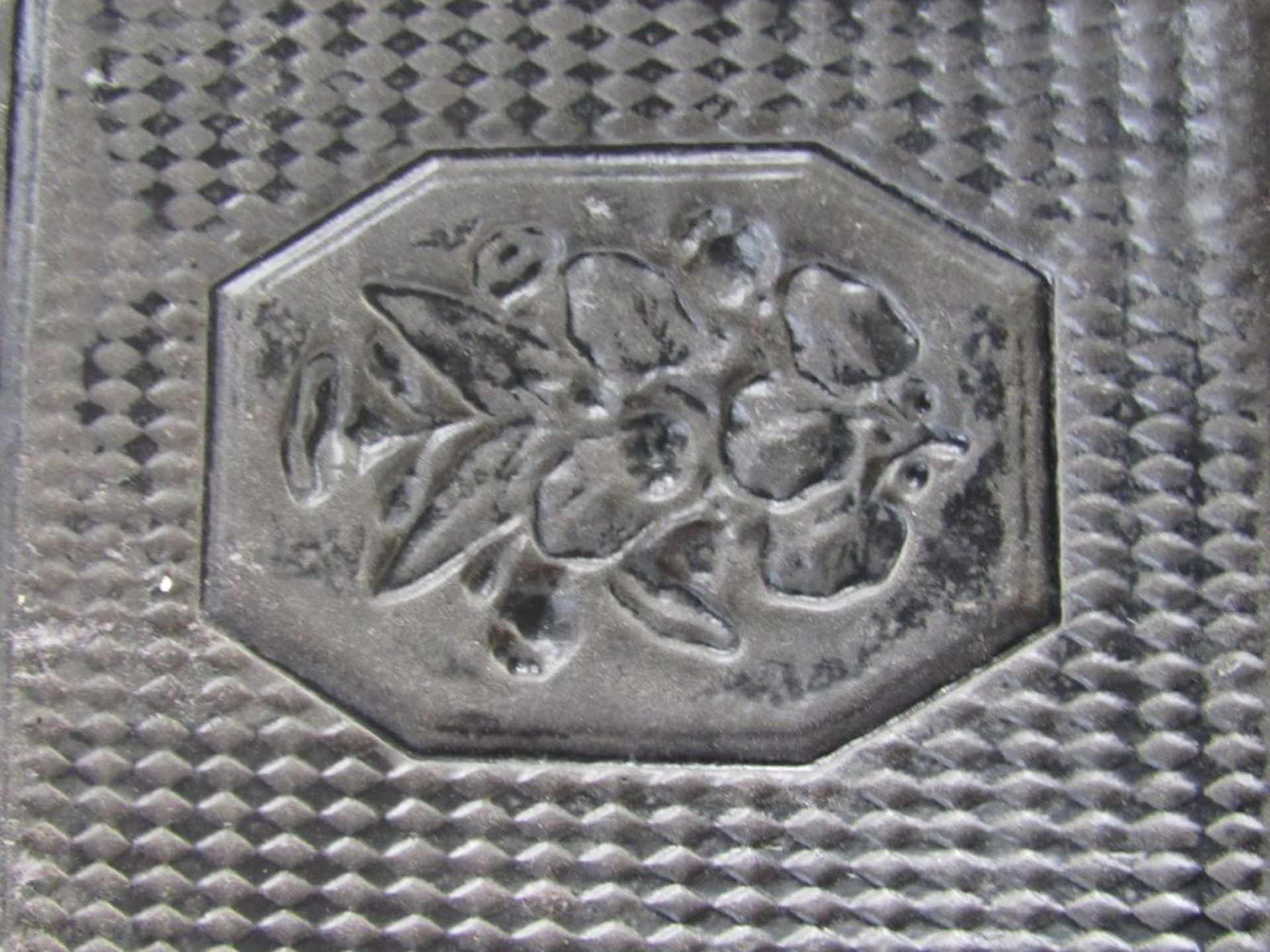 Gußeiserne Platte ca.33x32cm um - Image 2 of 5