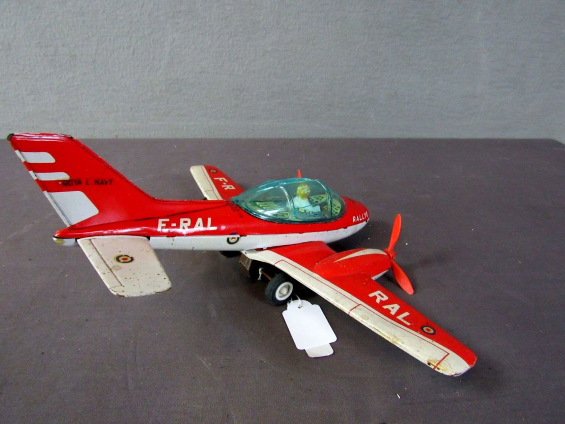 Blechspielzeug Flugzeug made in France - Image 4 of 6