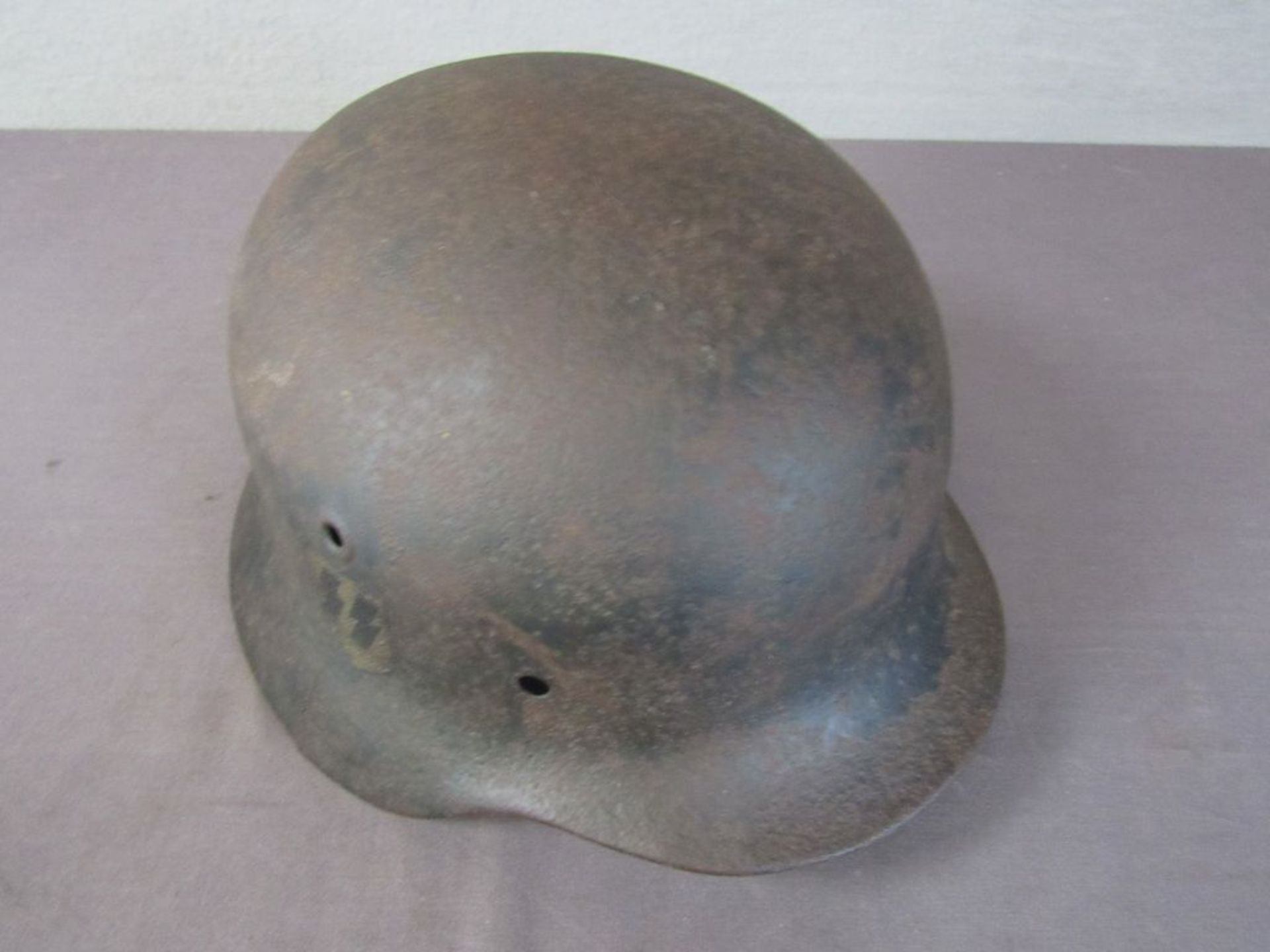 Stahlhelm SS mit Decals Scheunenfund - Bild 10 aus 10