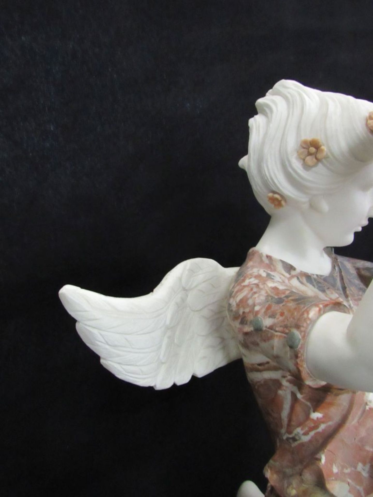 Statue geflügelte Dame Marmor - Bild 3 aus 14