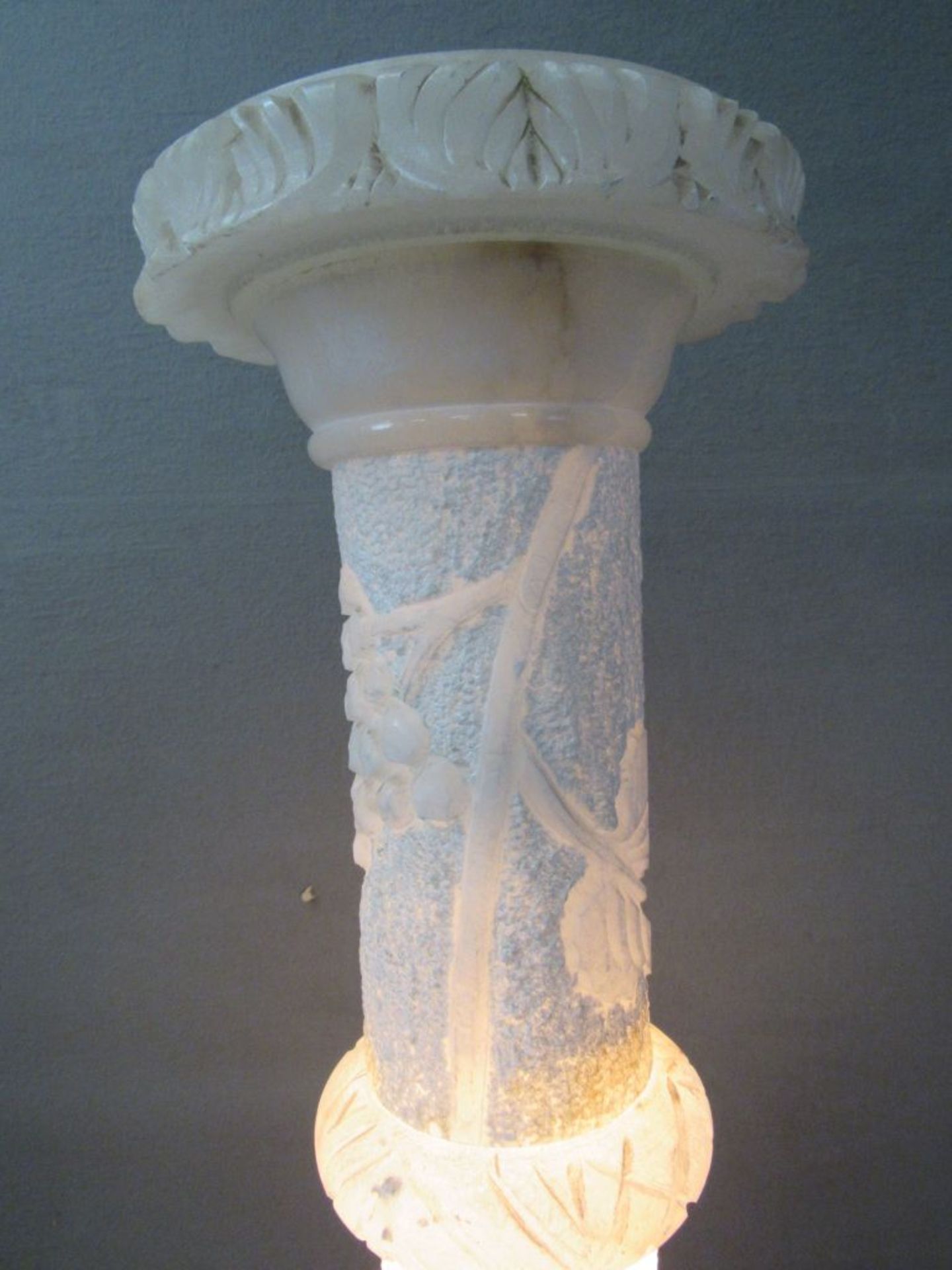 Alabaster Säule Blattdekor Lampensäule - Bild 4 aus 6