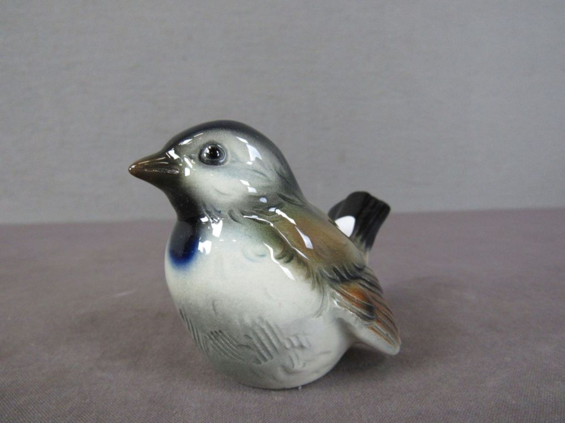 Porzellanfigur Goebel Spatz ca.7cm