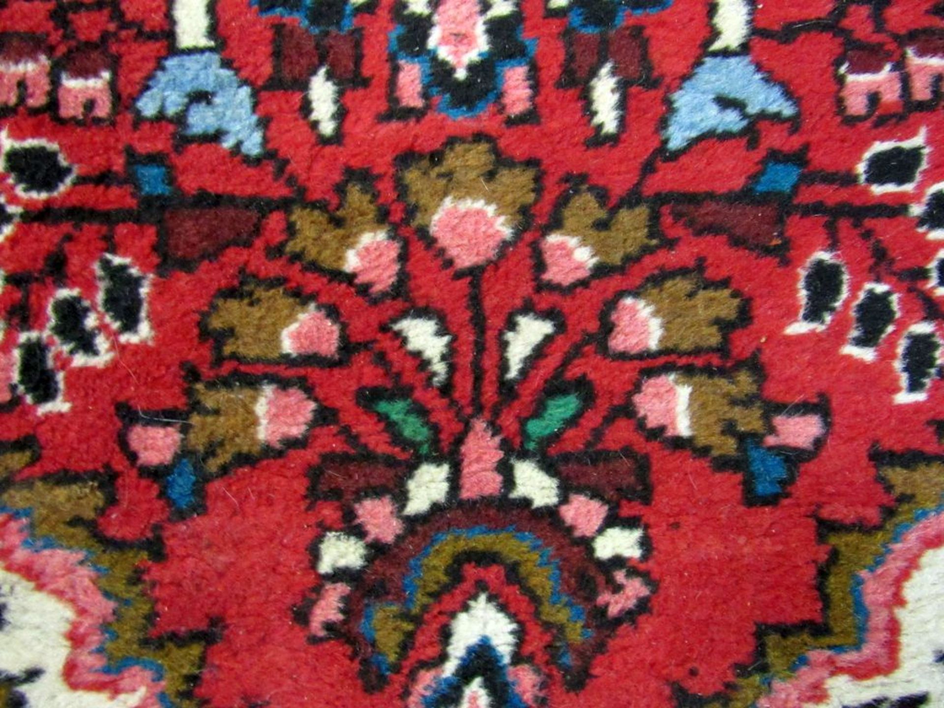 Orientteppich rotgrundig - Bild 2 aus 10