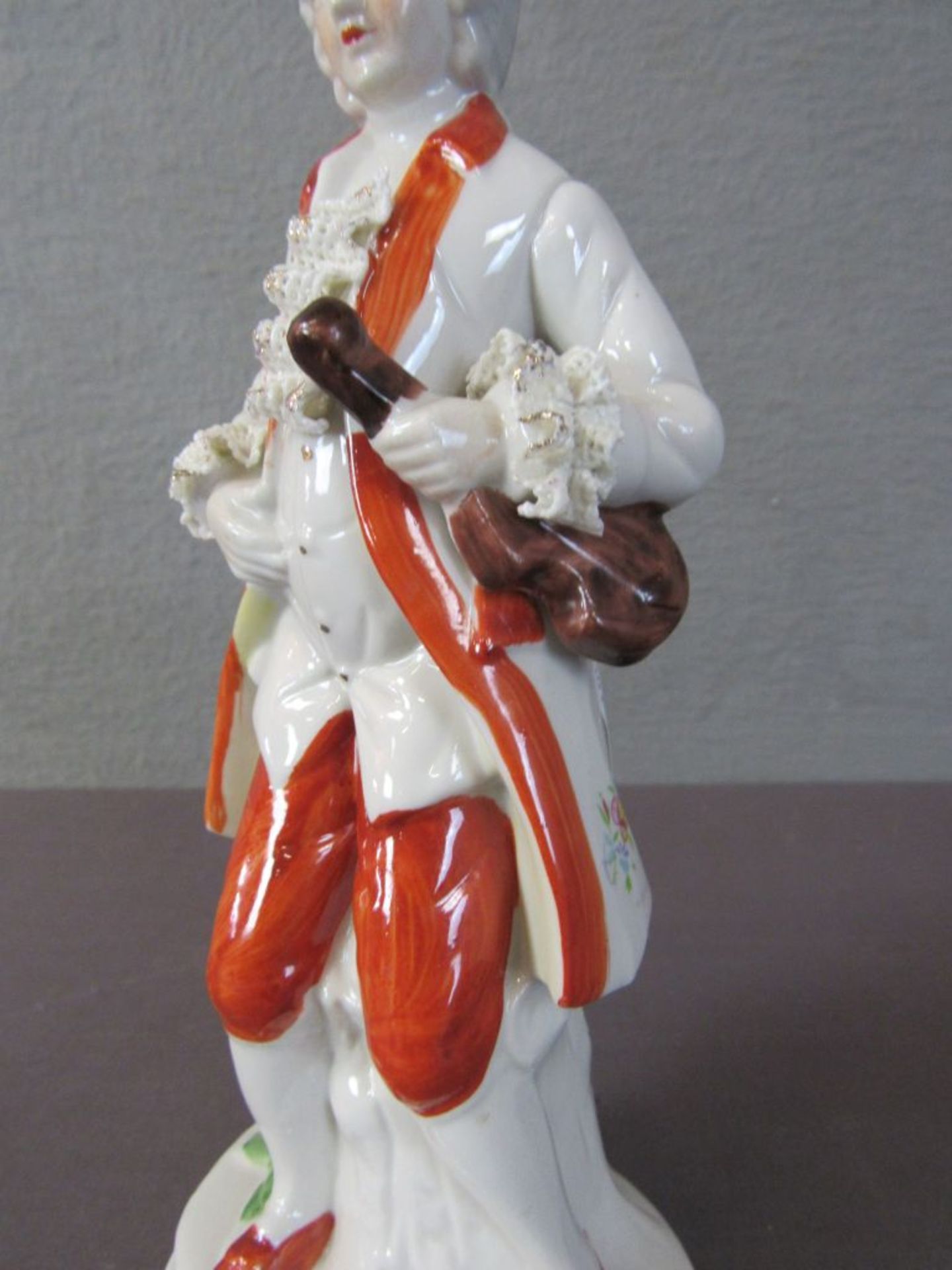 Porzellanfigur Jüngling mit Laute 25cm - Bild 3 aus 5