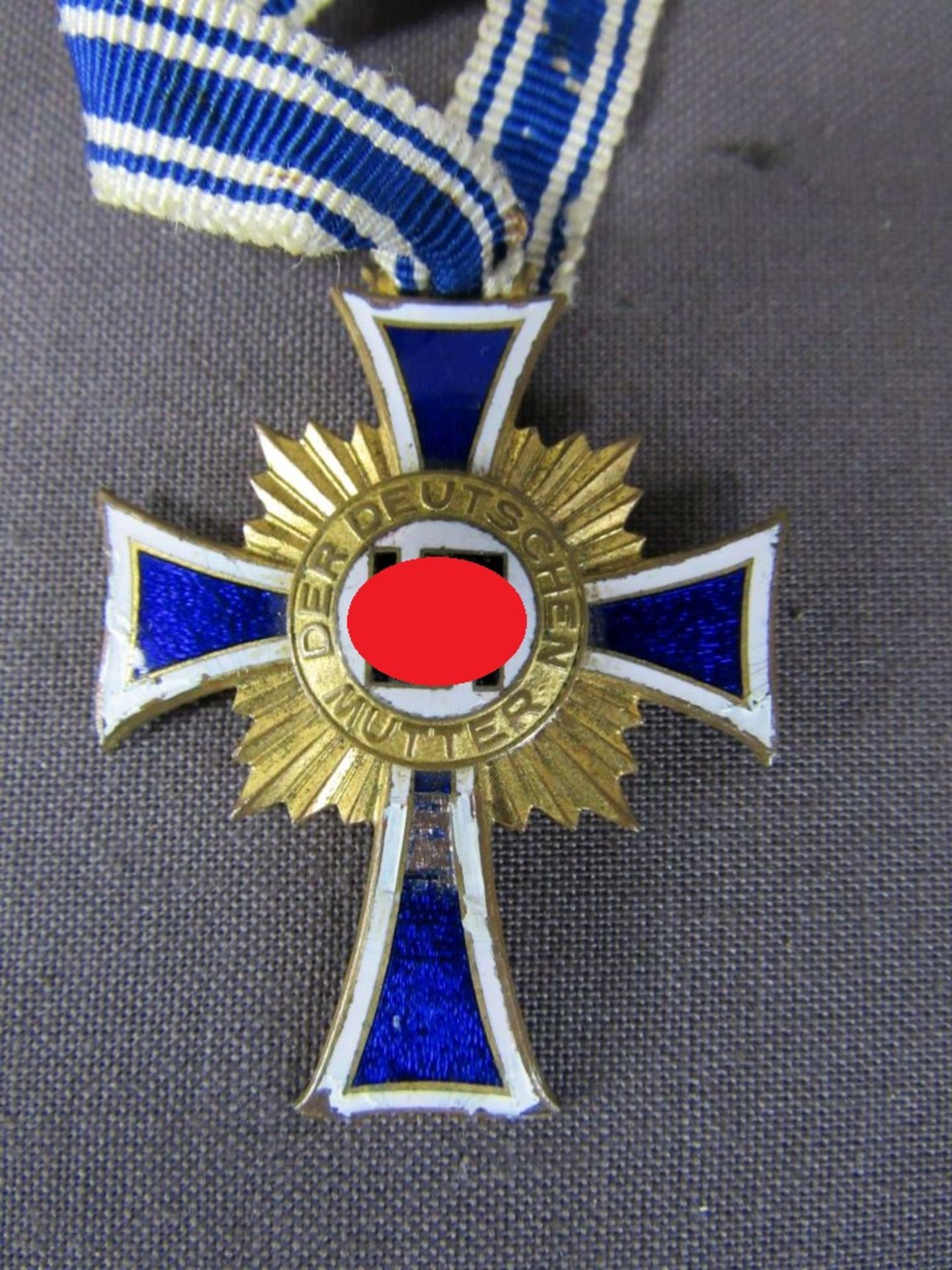Orden Abzeichen 3. Reich Mutterkreuz - Image 2 of 5