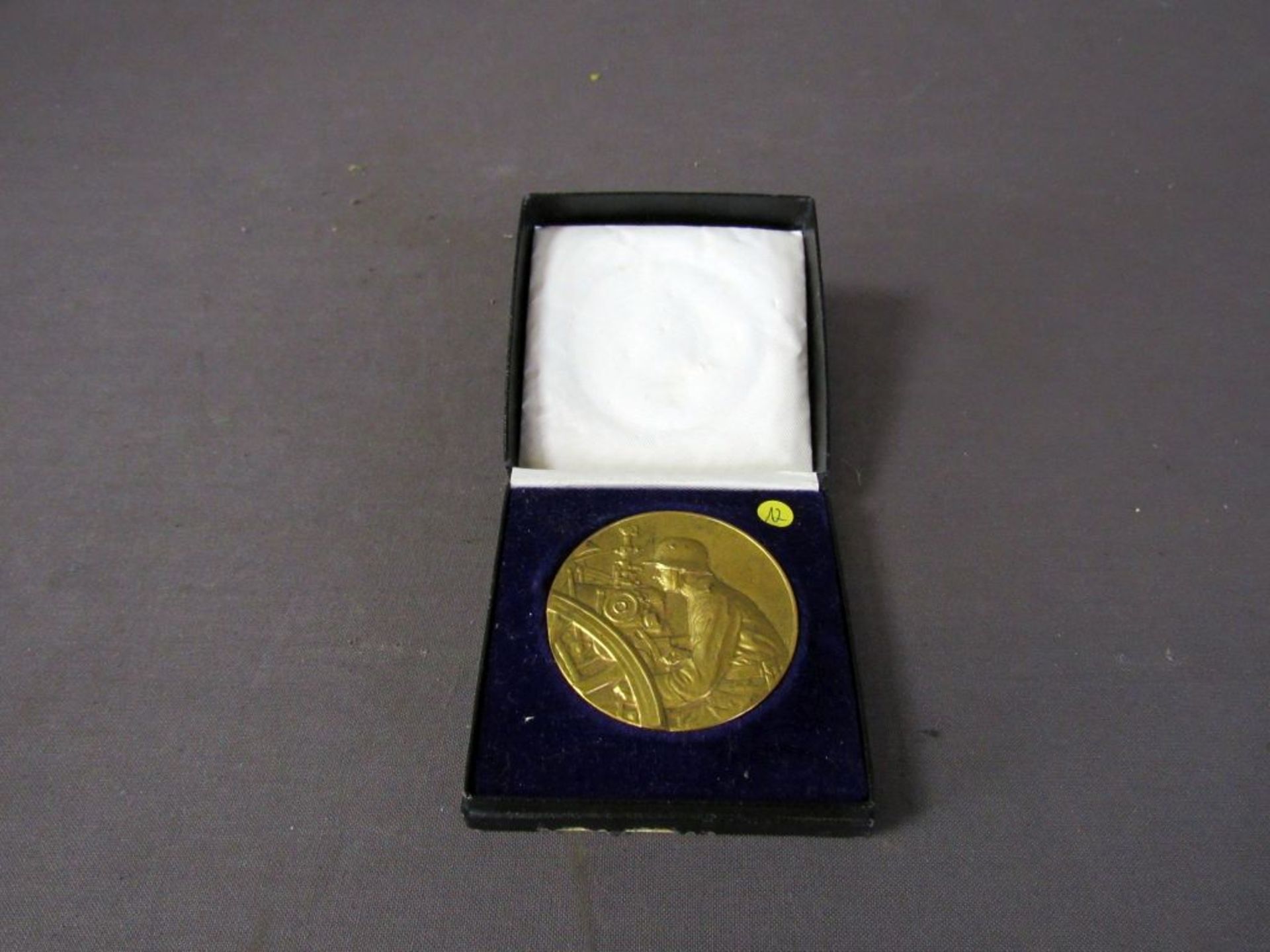 Orden Abzeichen 3. Reich Medaille