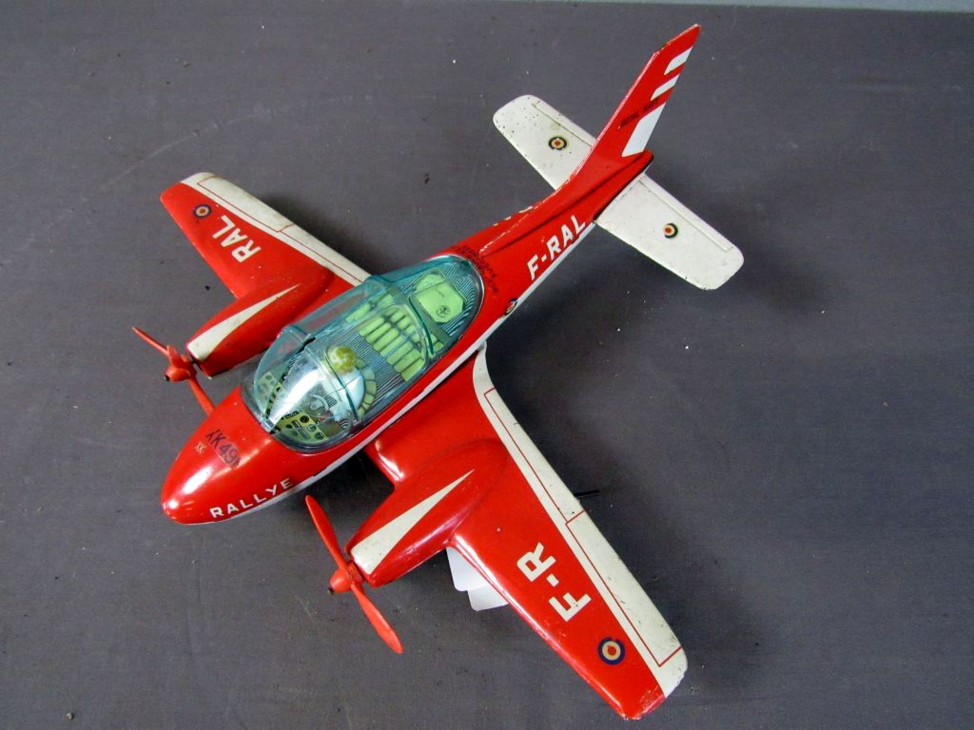 Blechspielzeug Flugzeug made in France - Image 2 of 6