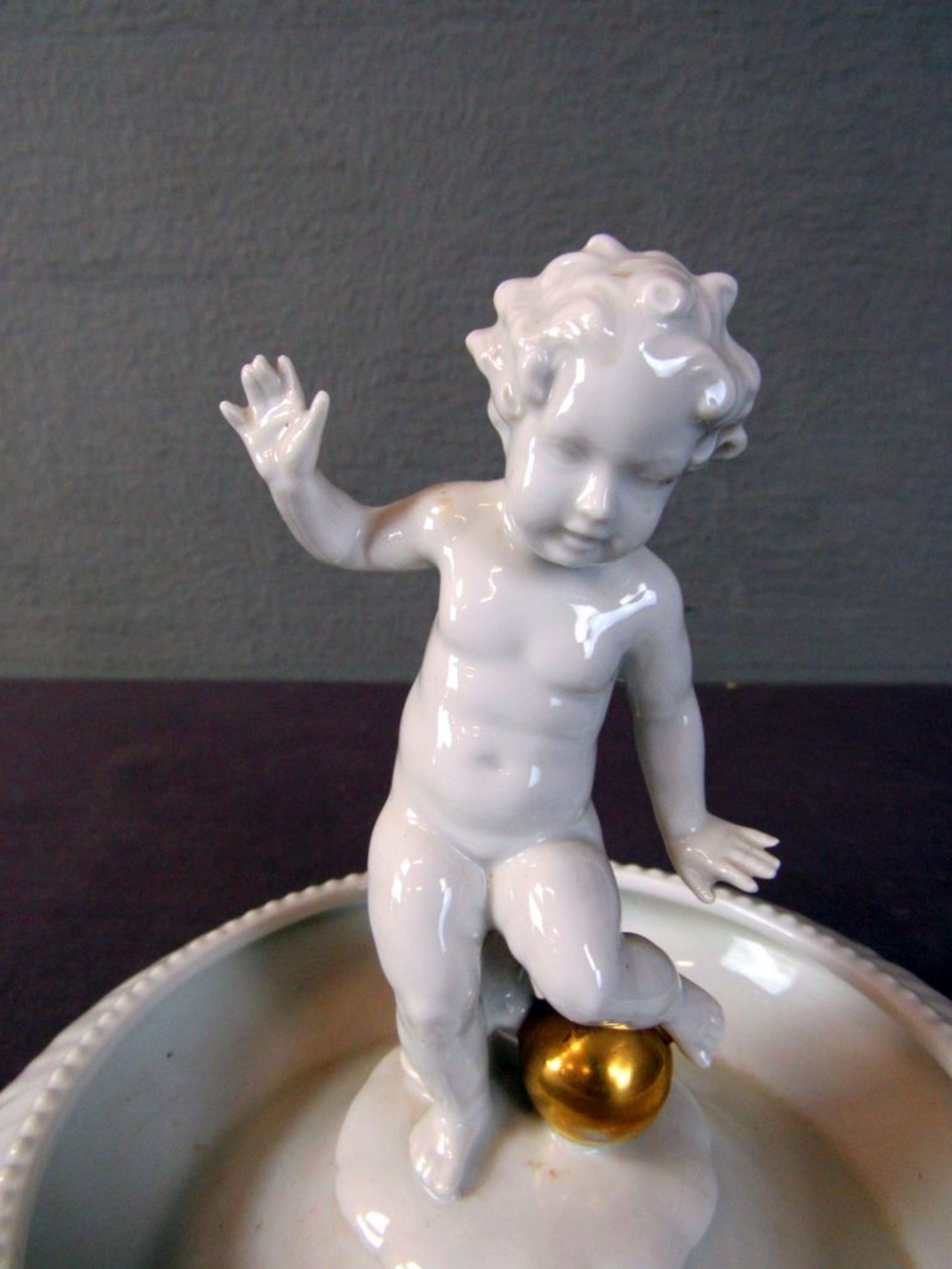 Schaubach-Kunst Schale mit Putto auf - Image 2 of 7