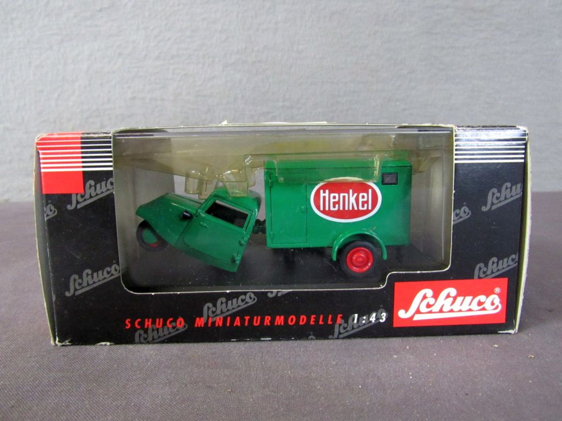 Schuco Kastenwagen Henkel