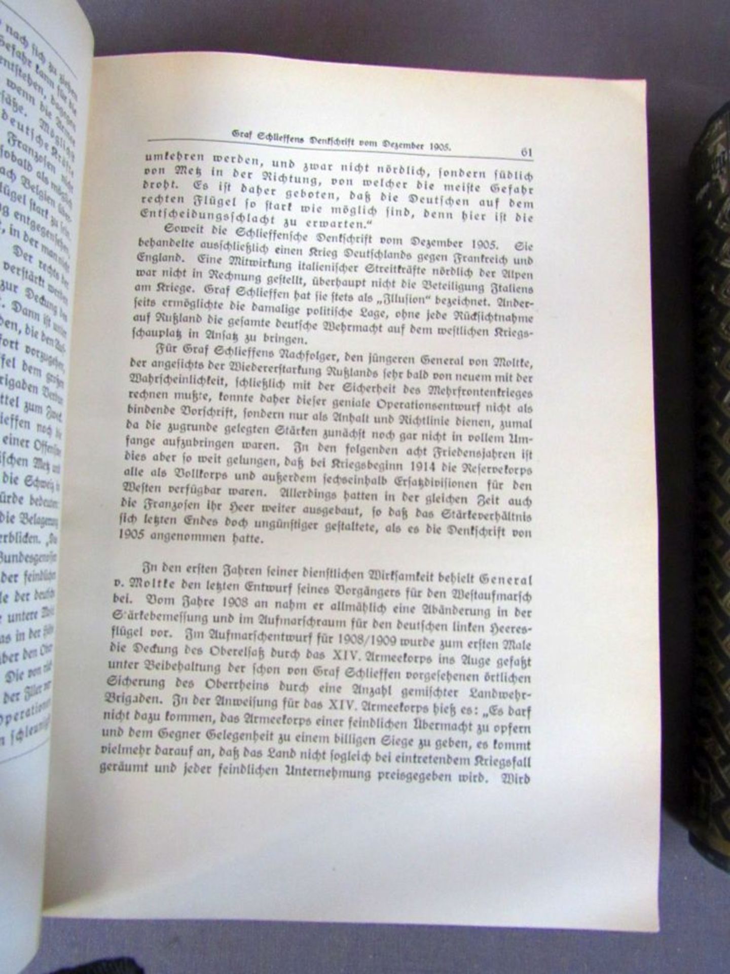 Zwei Bücher der Weltkrieg - Image 2 of 4