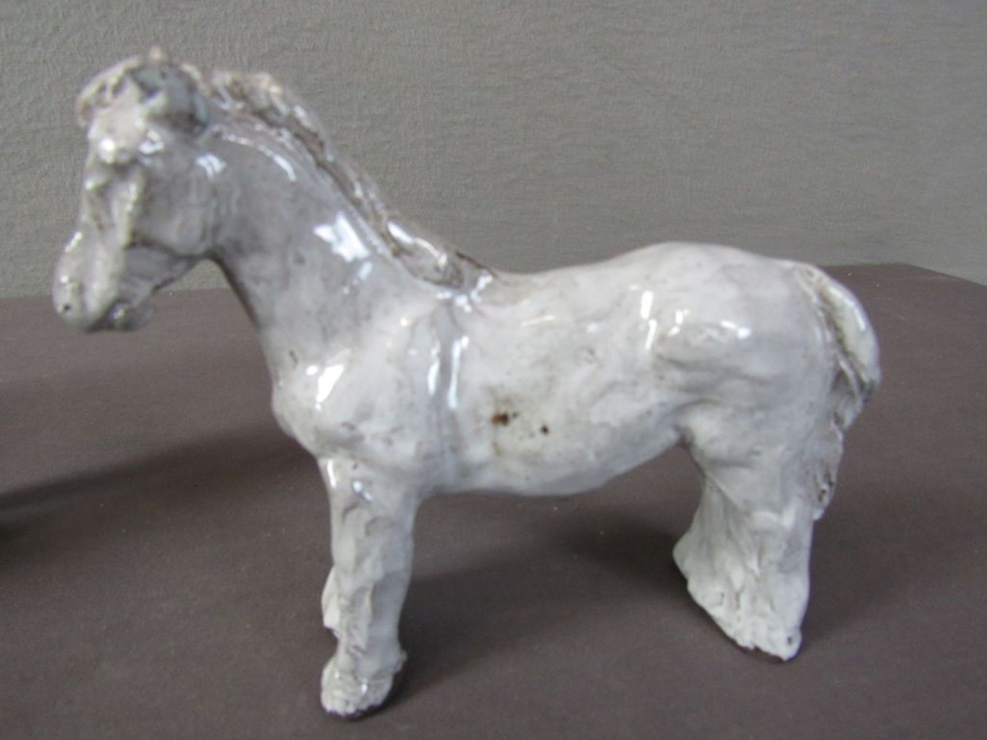 Drei Figuren Keramik Pferde und - Image 2 of 8