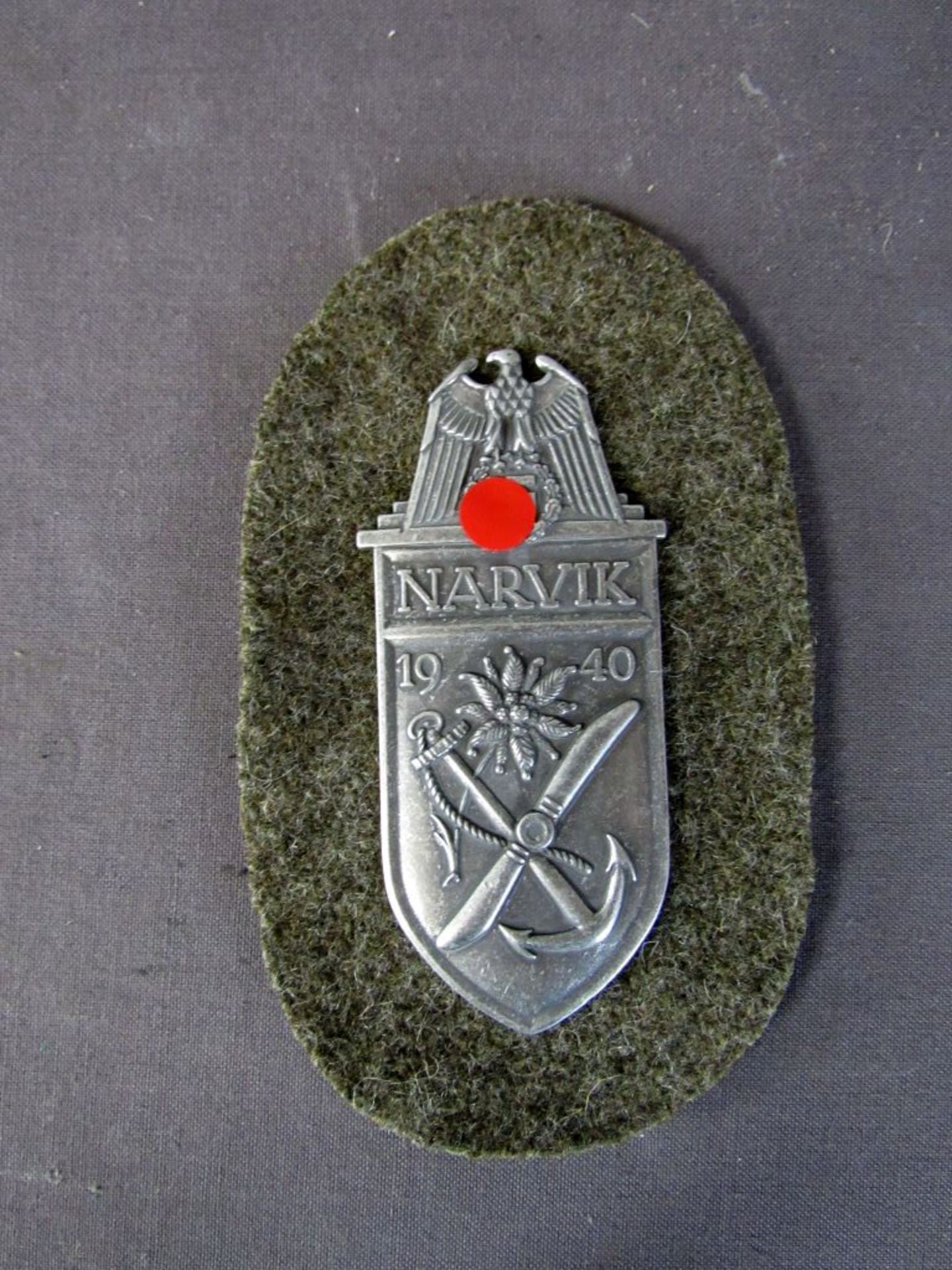 Narvik Schild auf Stoff rückseitig mit