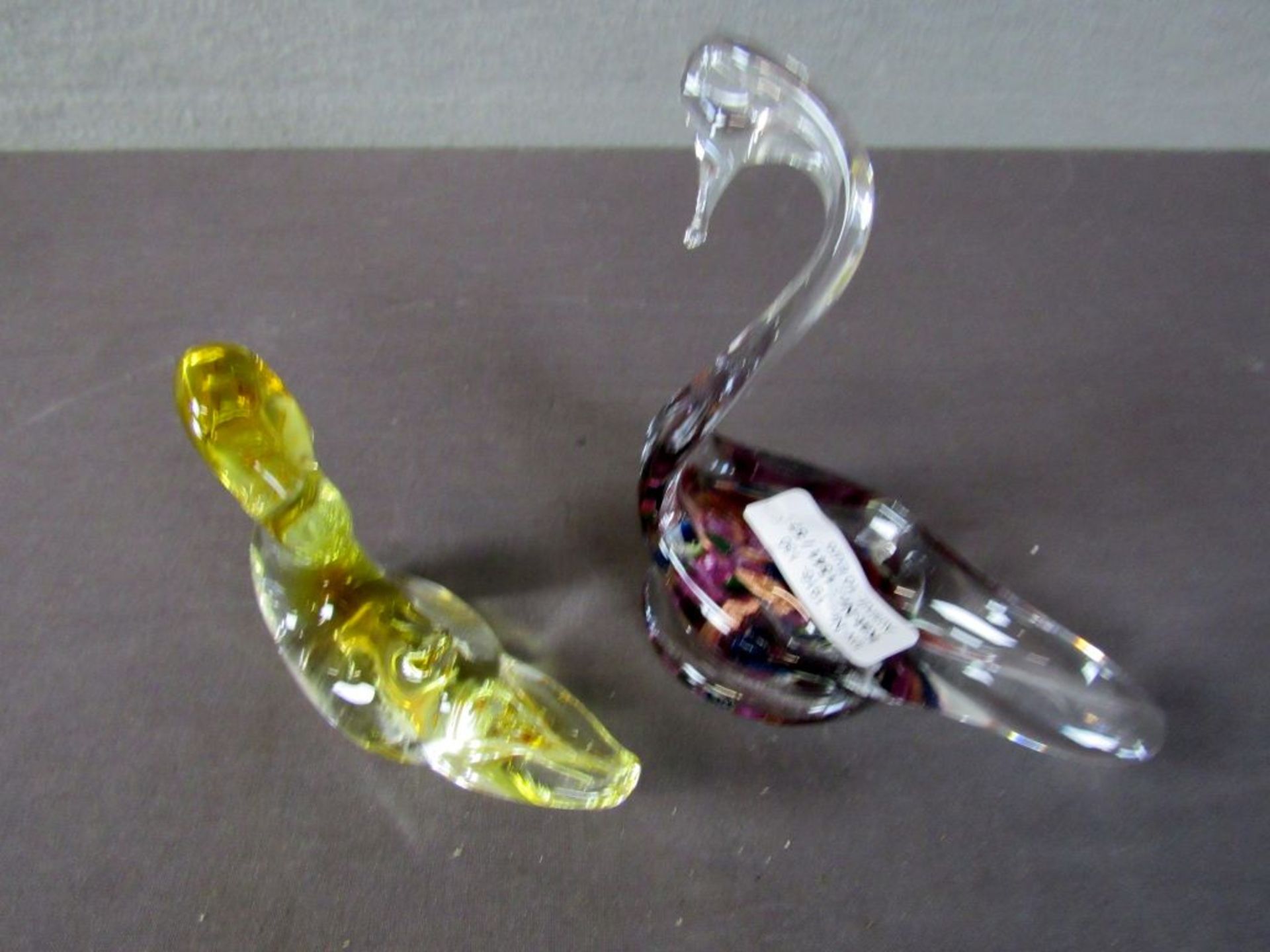 Zwei Glasskulpturen Ente und Schwan - Bild 3 aus 5