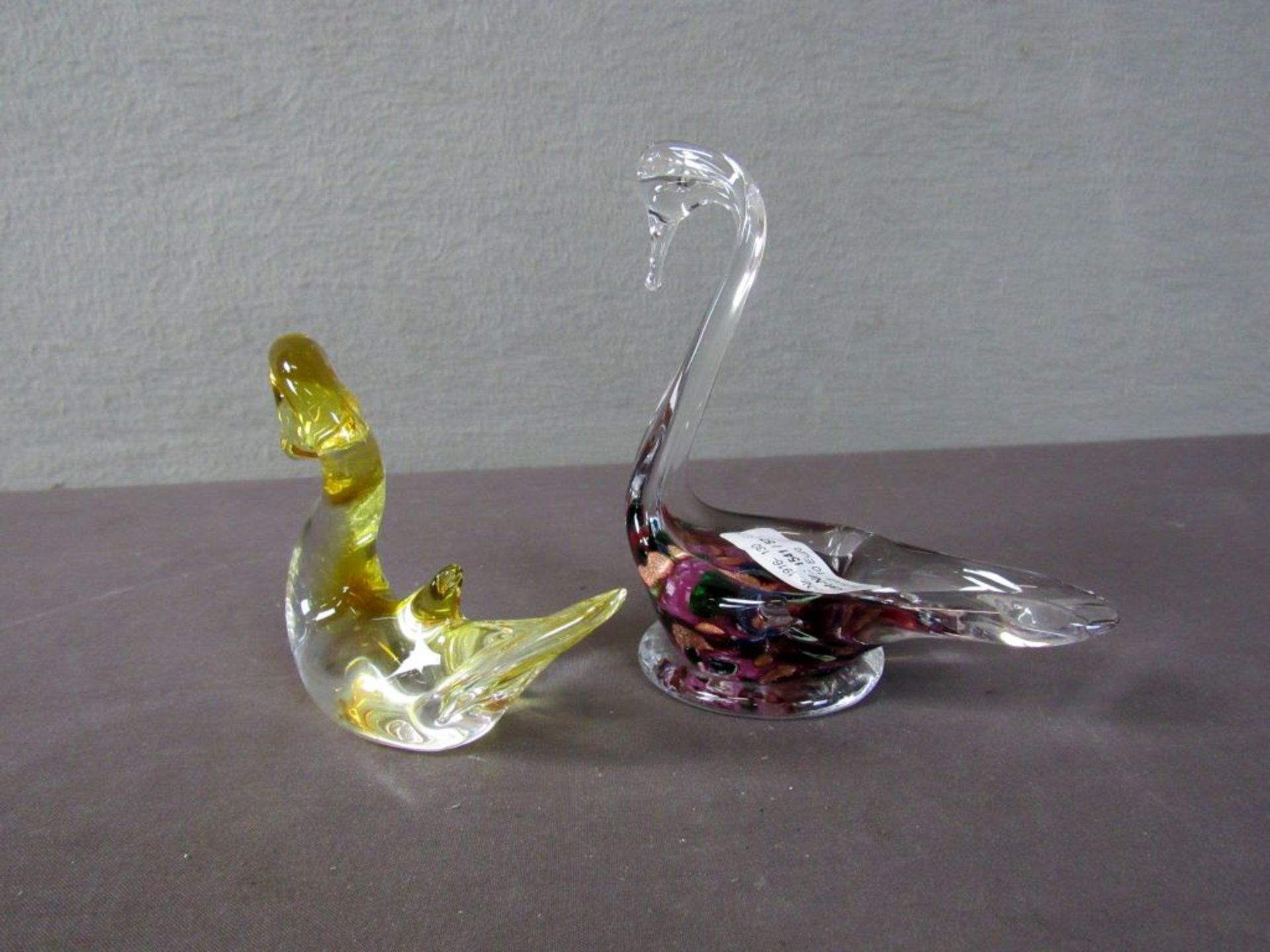 Zwei Glasskulpturen Ente und Schwan - Bild 2 aus 5