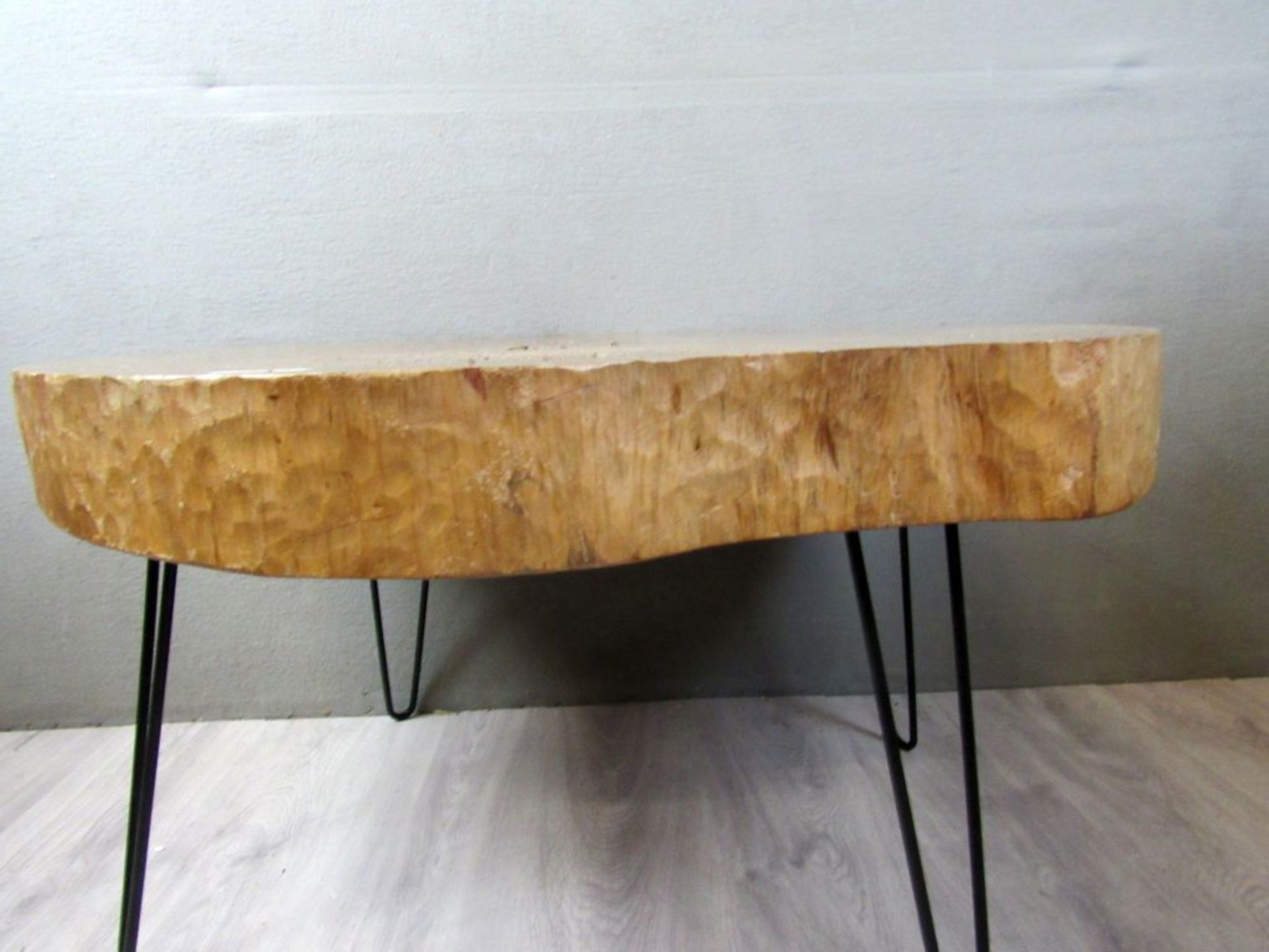 Designertisch aus schwerer Baumscheibe - Bild 4 aus 8