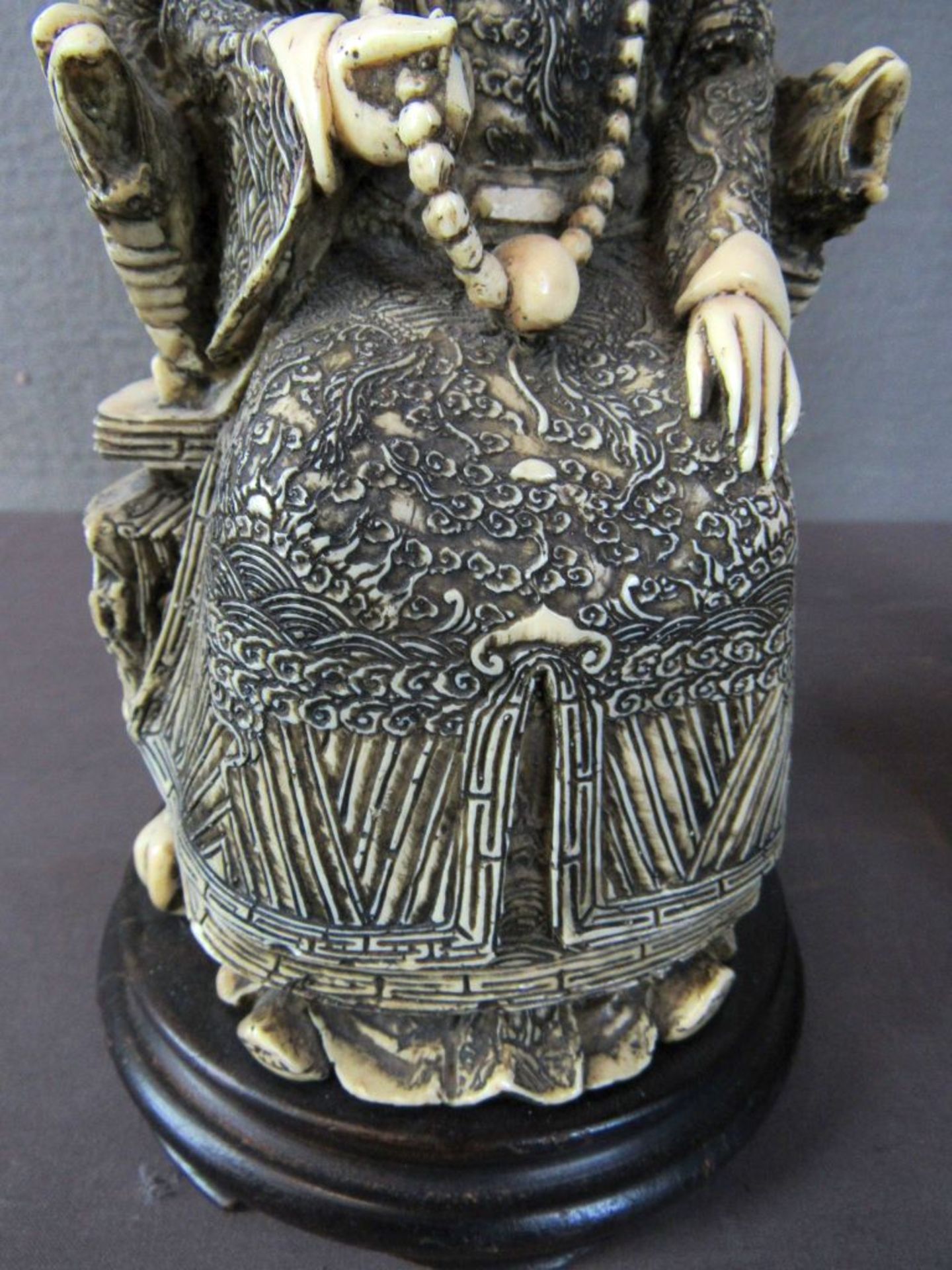Zwei asiatische Skulpturen ca.34cm - Image 5 of 11