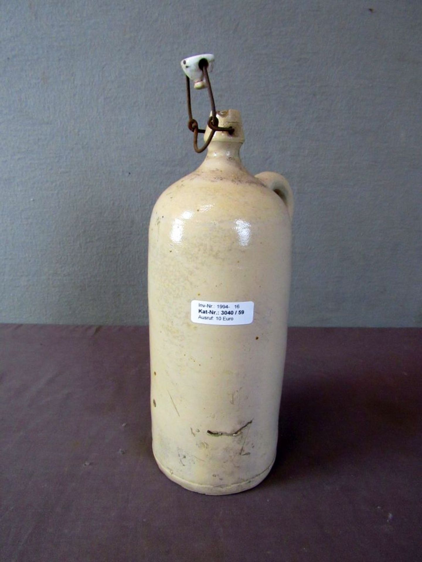 Antike Salzsteinzeugflasche 34cm