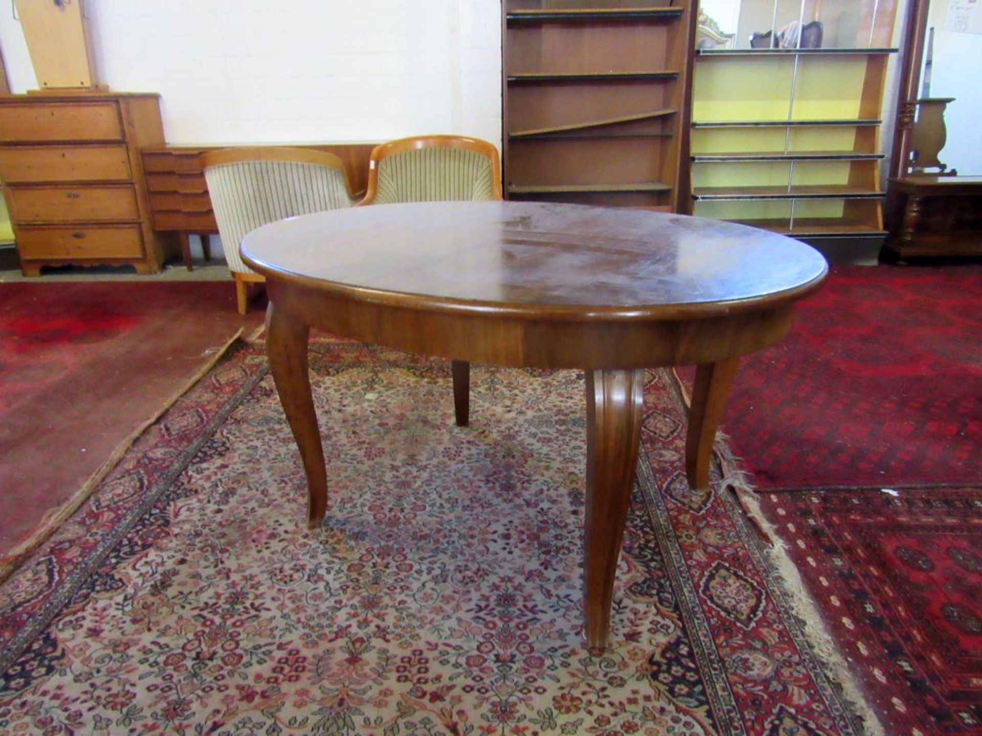 Tisch oval ausziehbar Breite 110cm